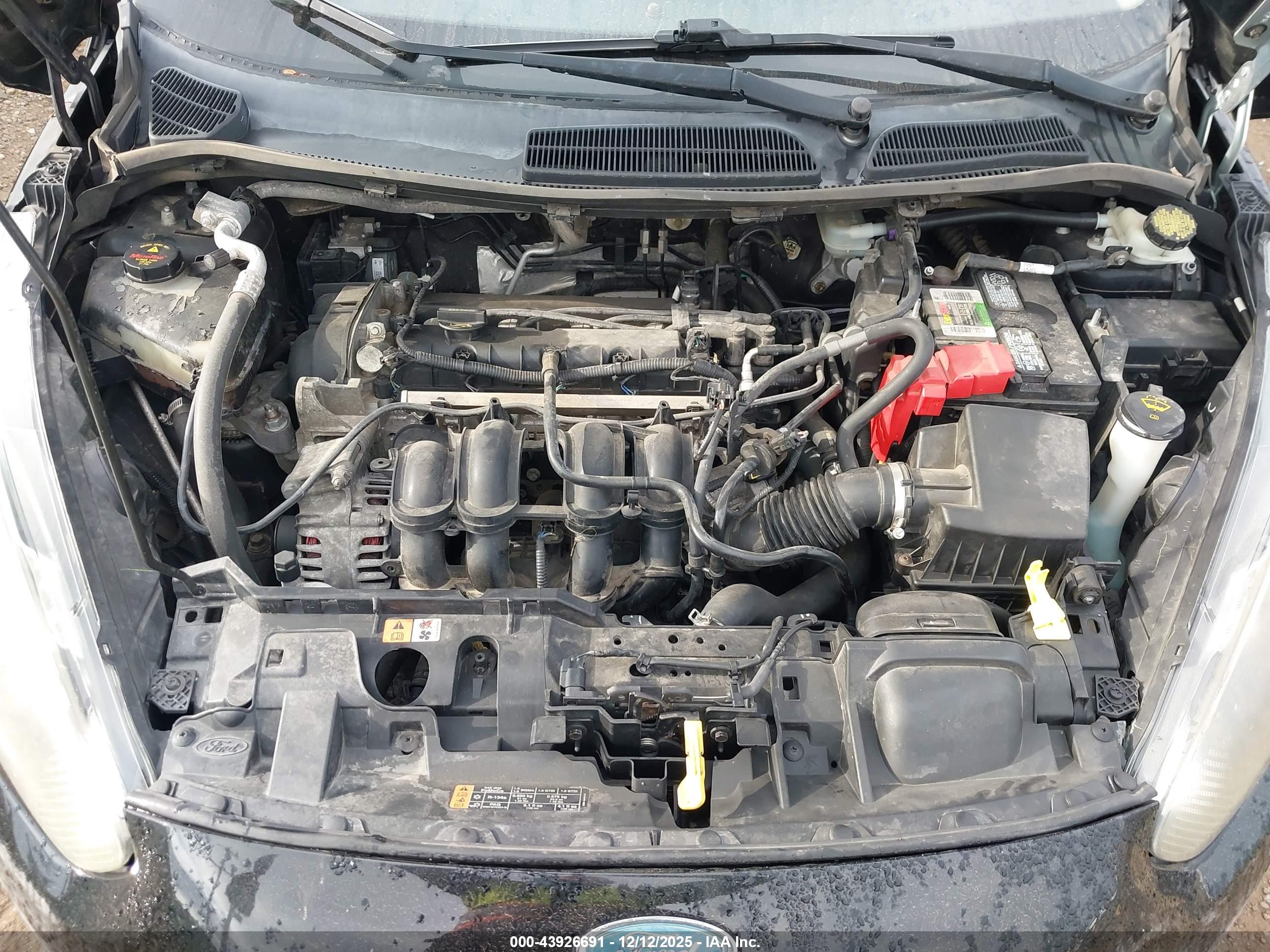 FORD FIESTA image 10