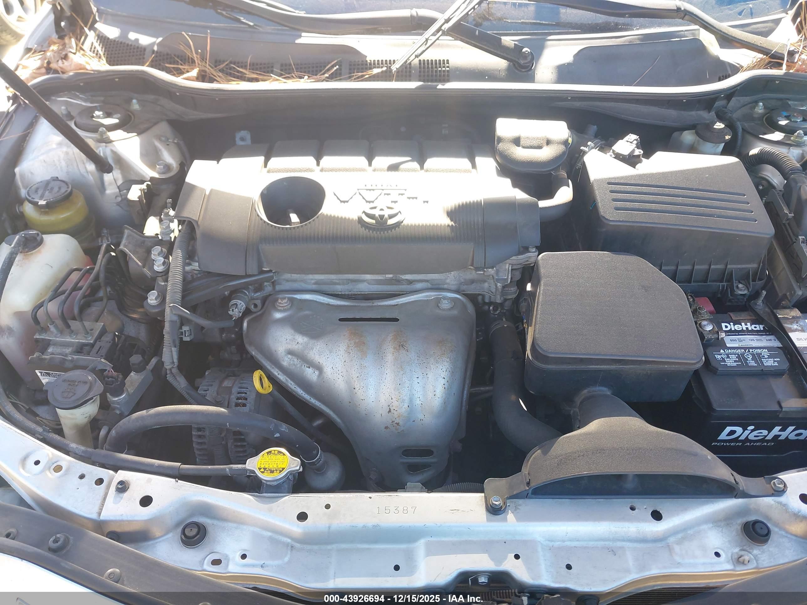 TOYOTA CAMRY image 10