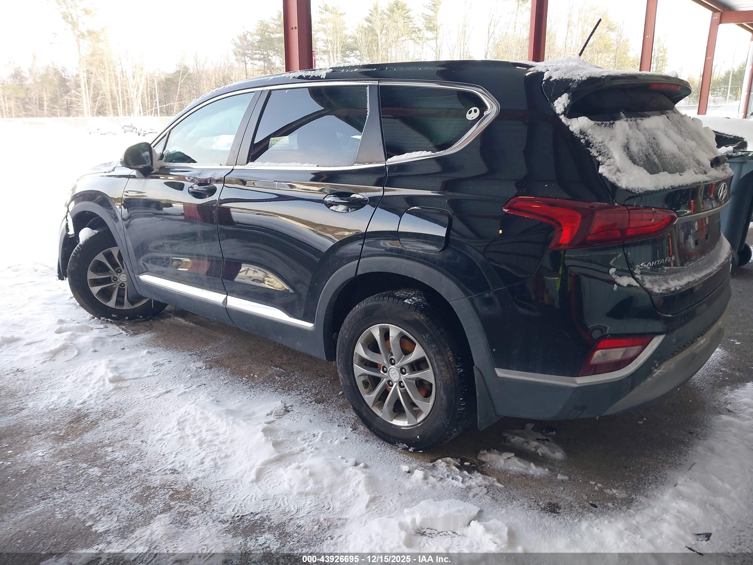 HYUNDAI SANTA image 3