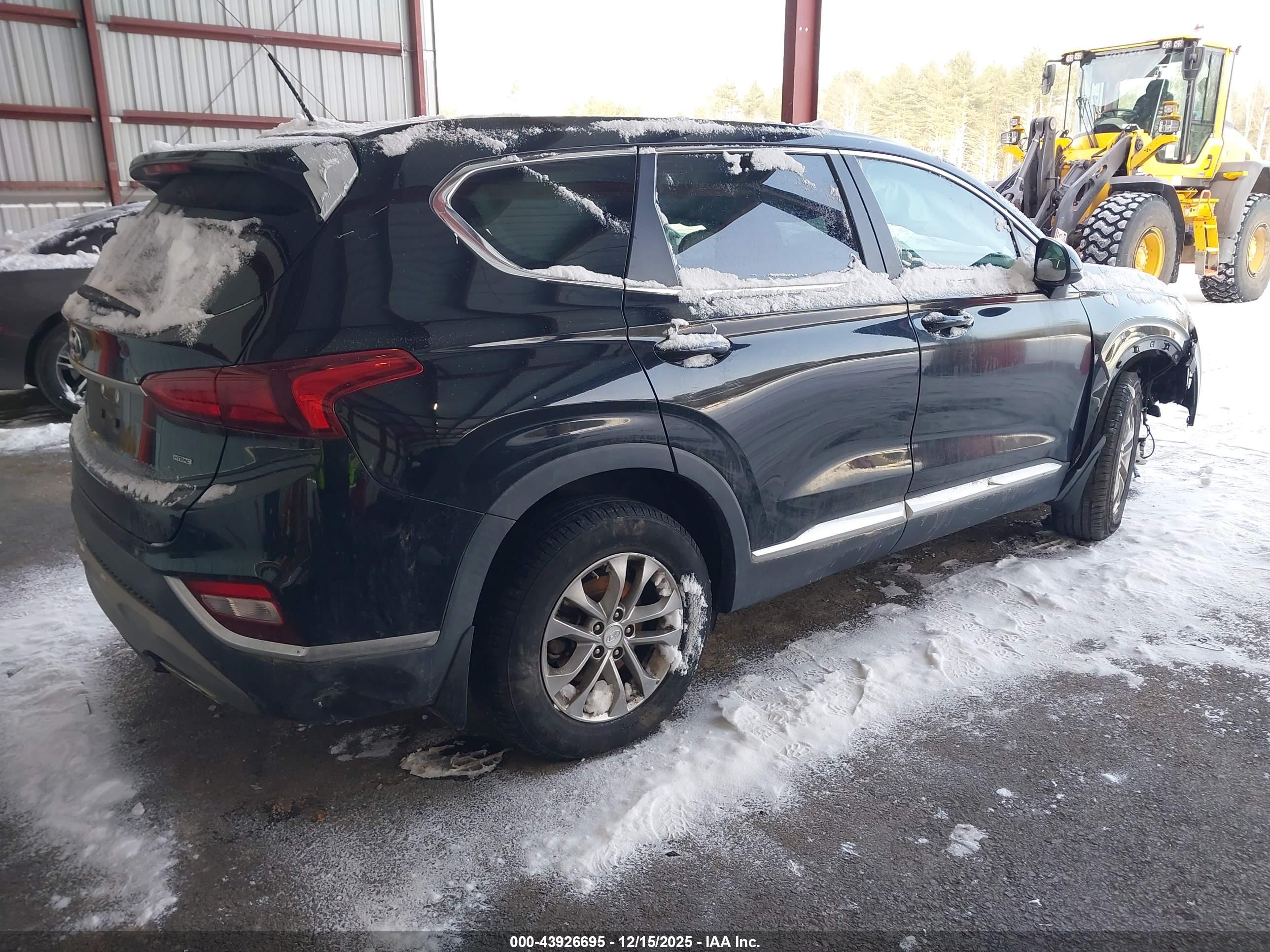 HYUNDAI SANTA image 4
