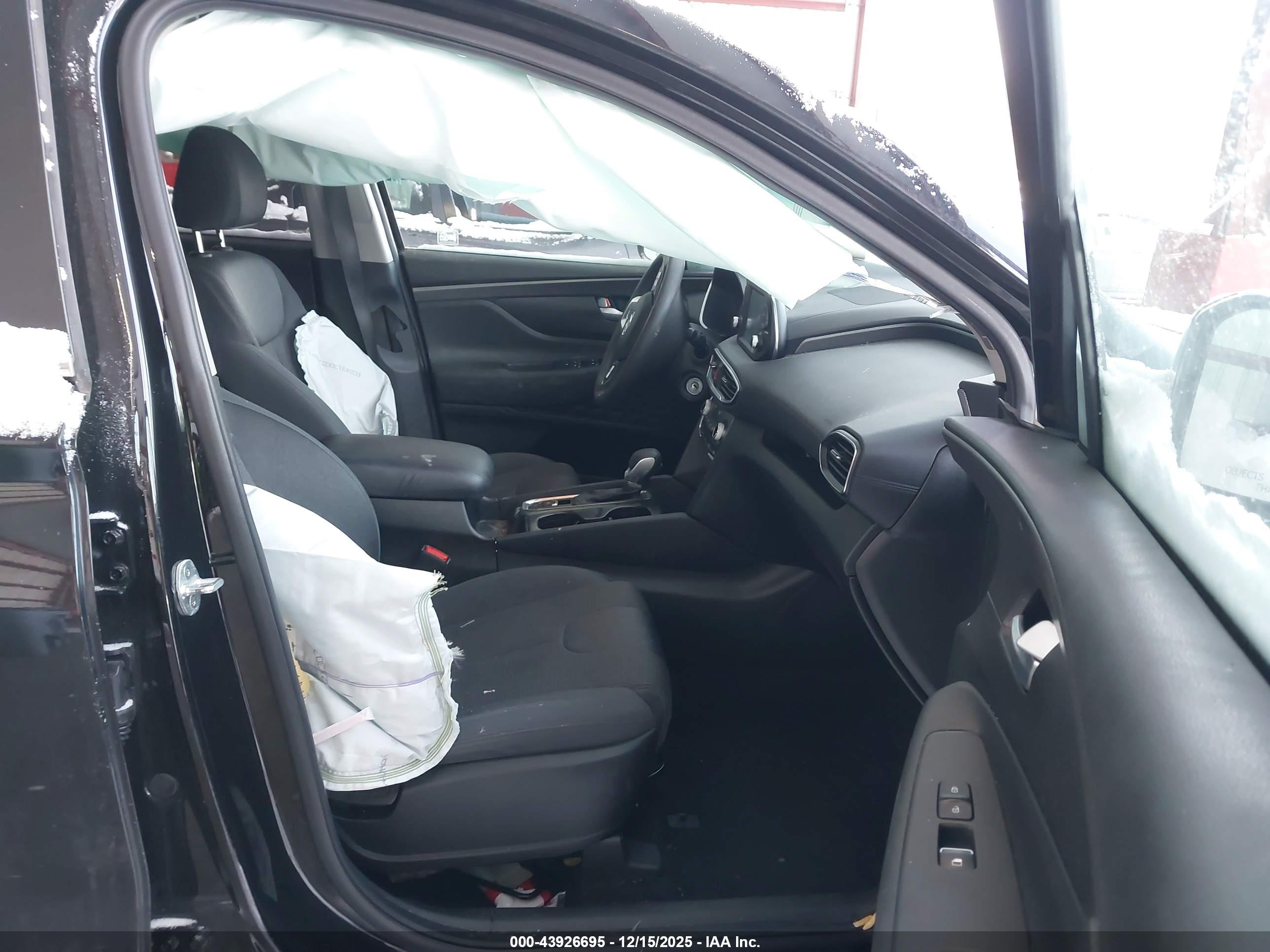HYUNDAI SANTA image 5