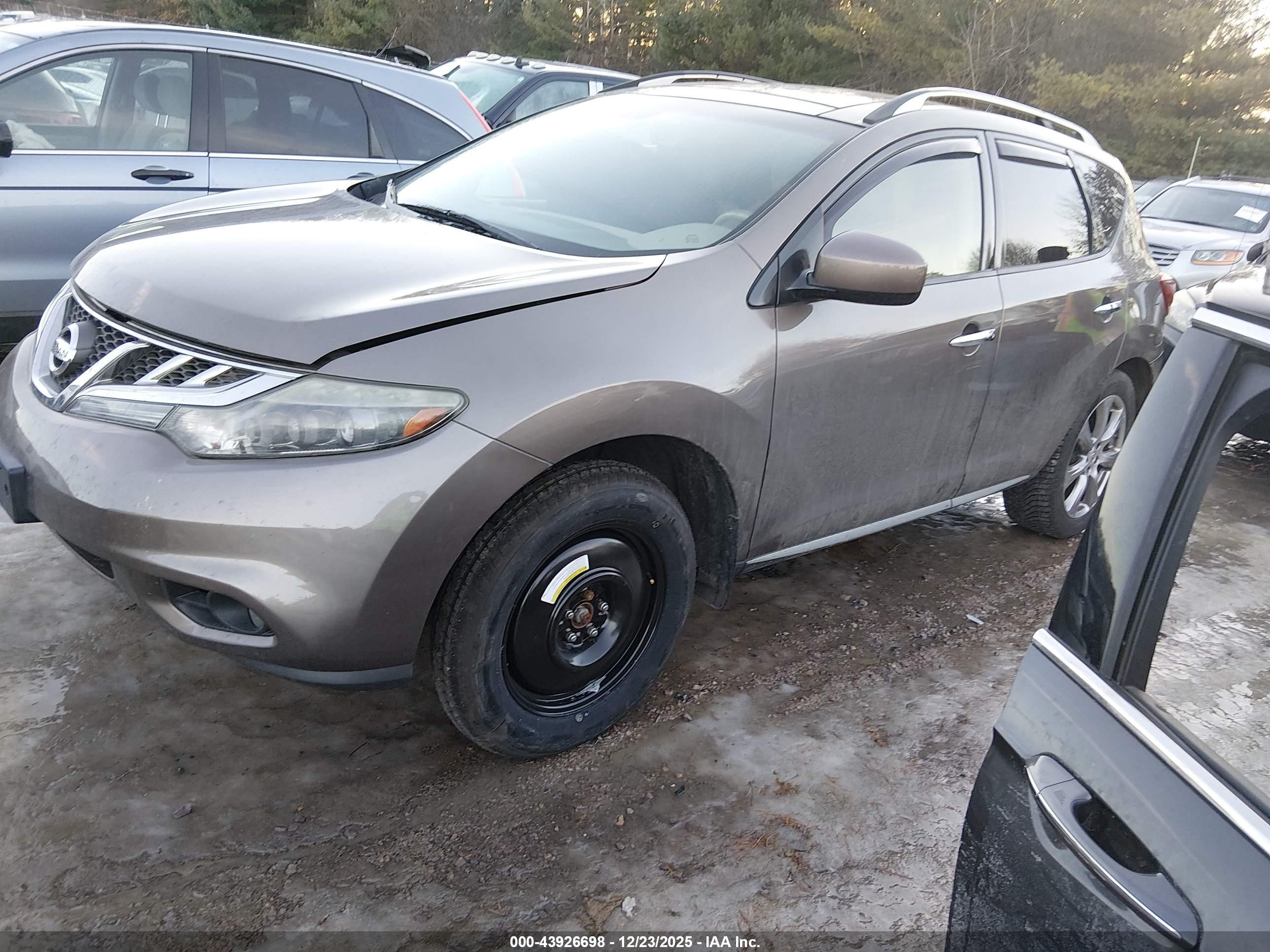 NISSAN MURANO image 2
