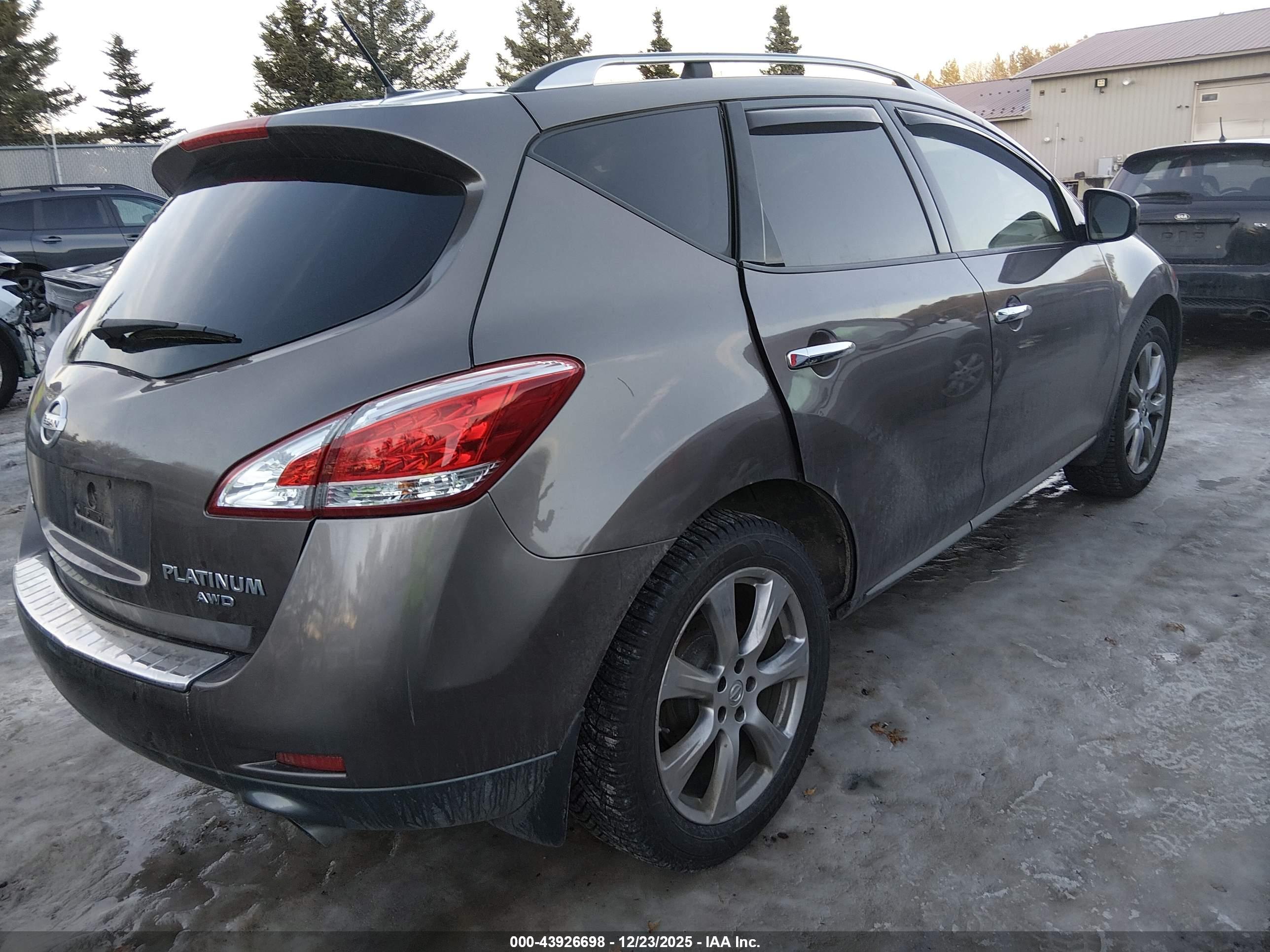 NISSAN MURANO image 4
