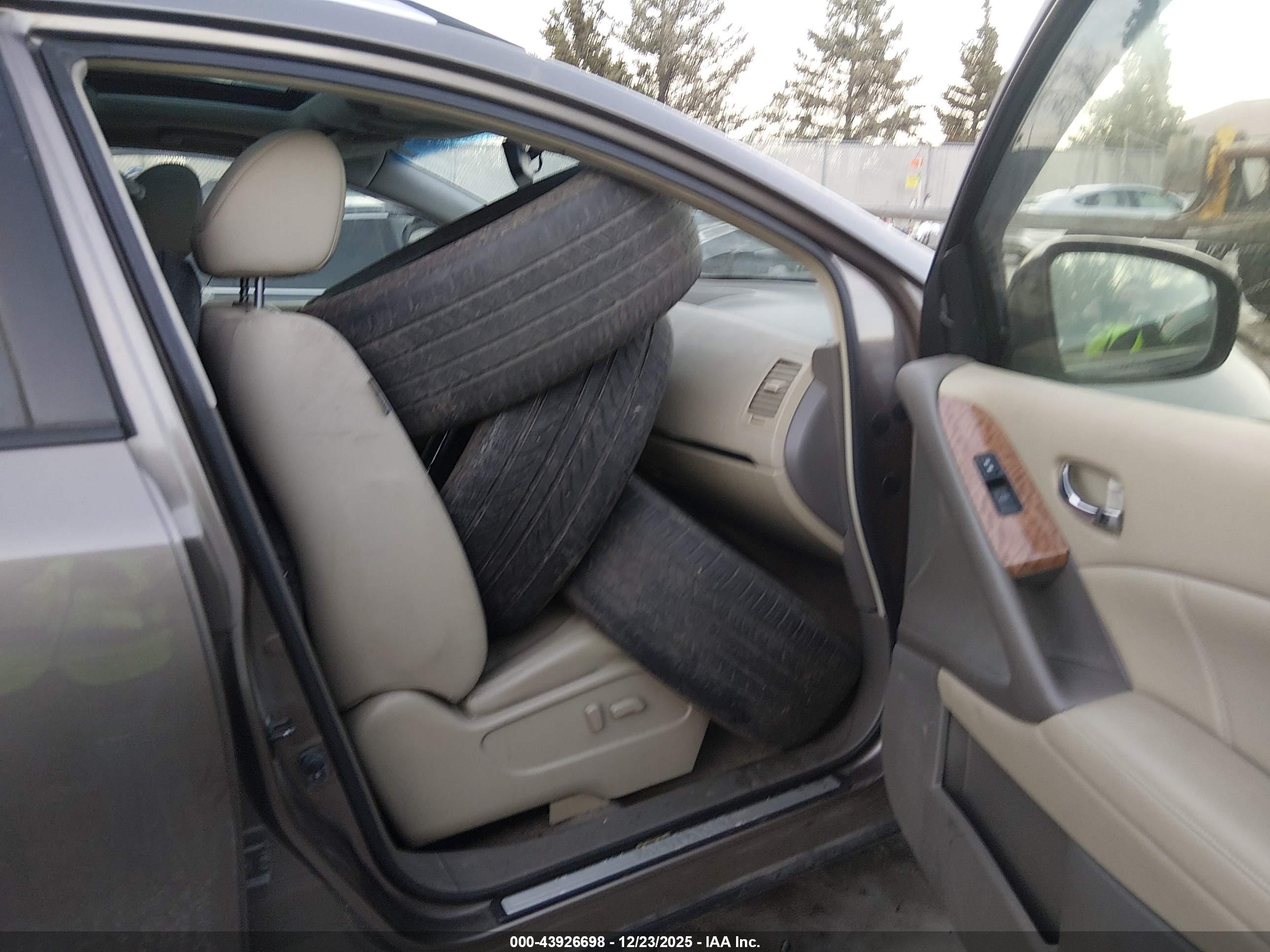 NISSAN MURANO image 5
