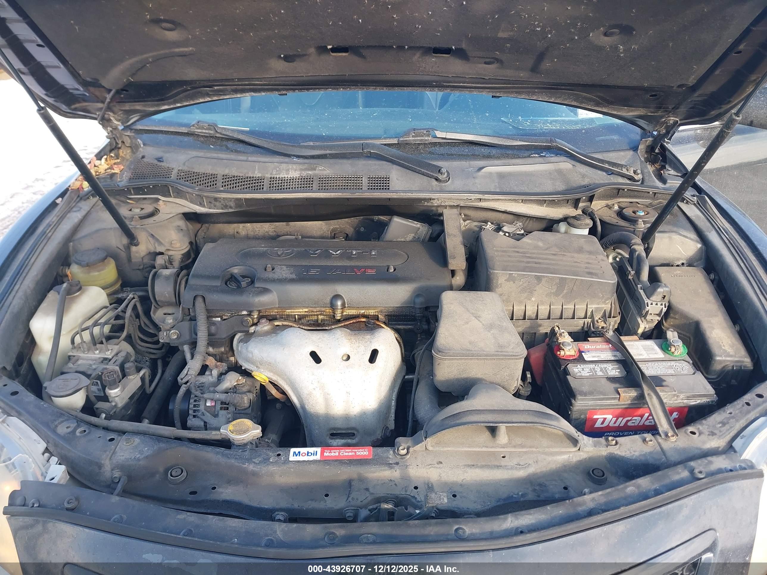 TOYOTA CAMRY image 10
