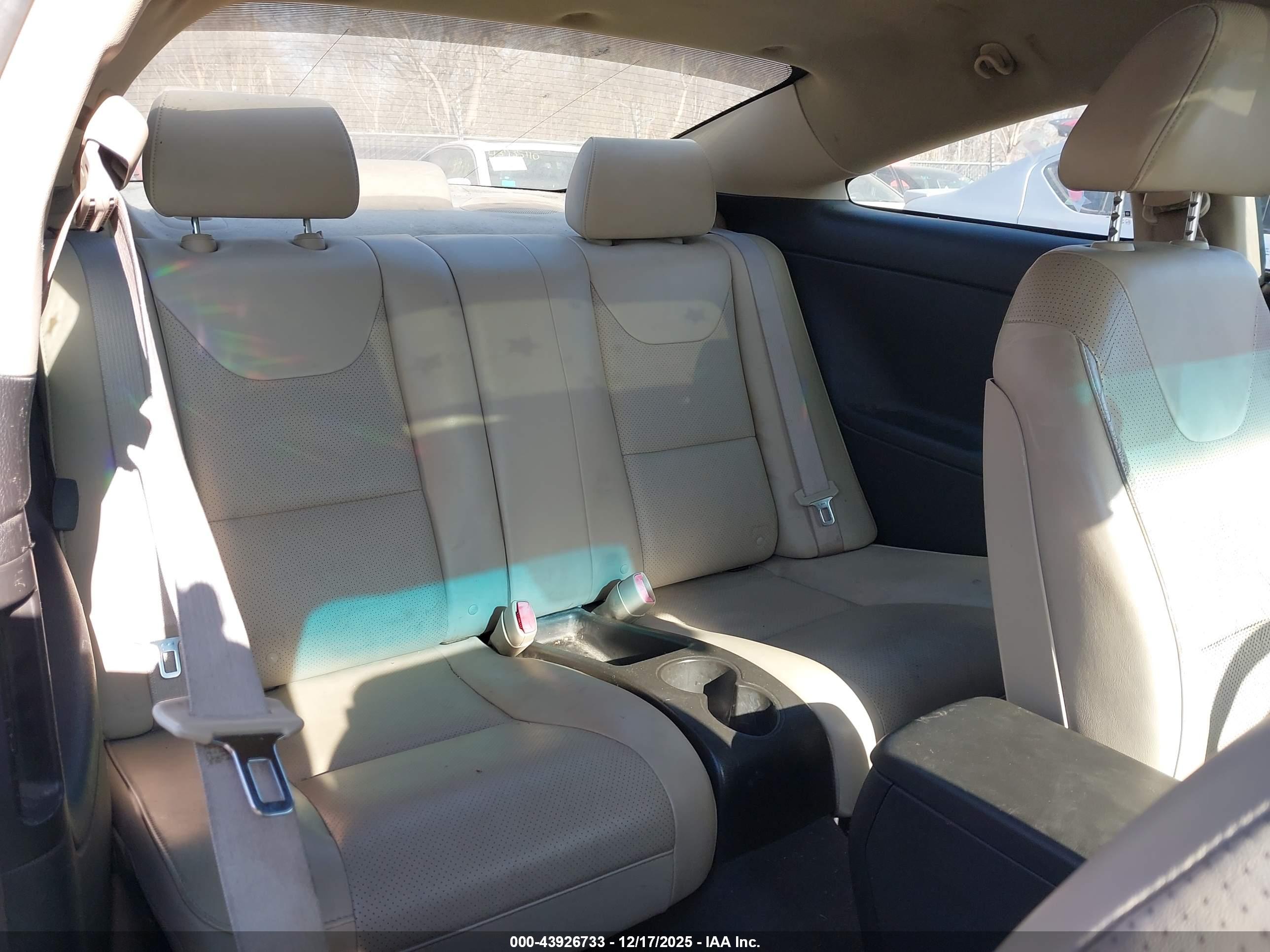 PONTIAC G6 image 8