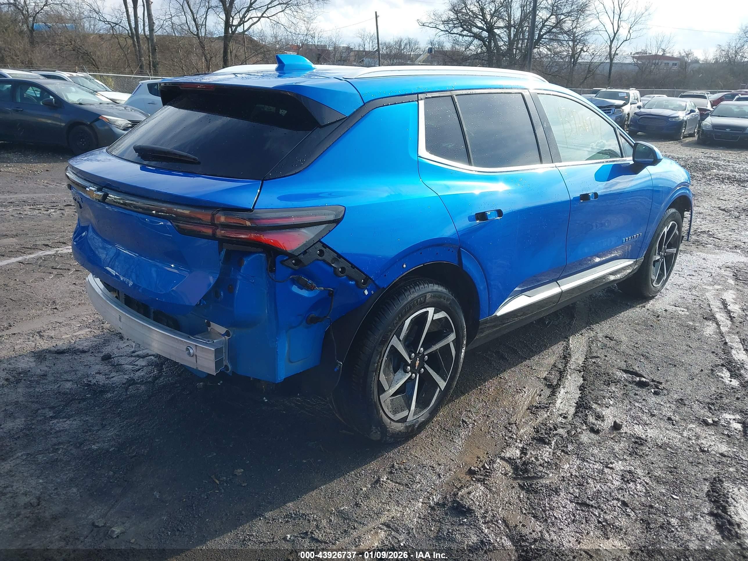 CHEVROLET EQUINOX image 4