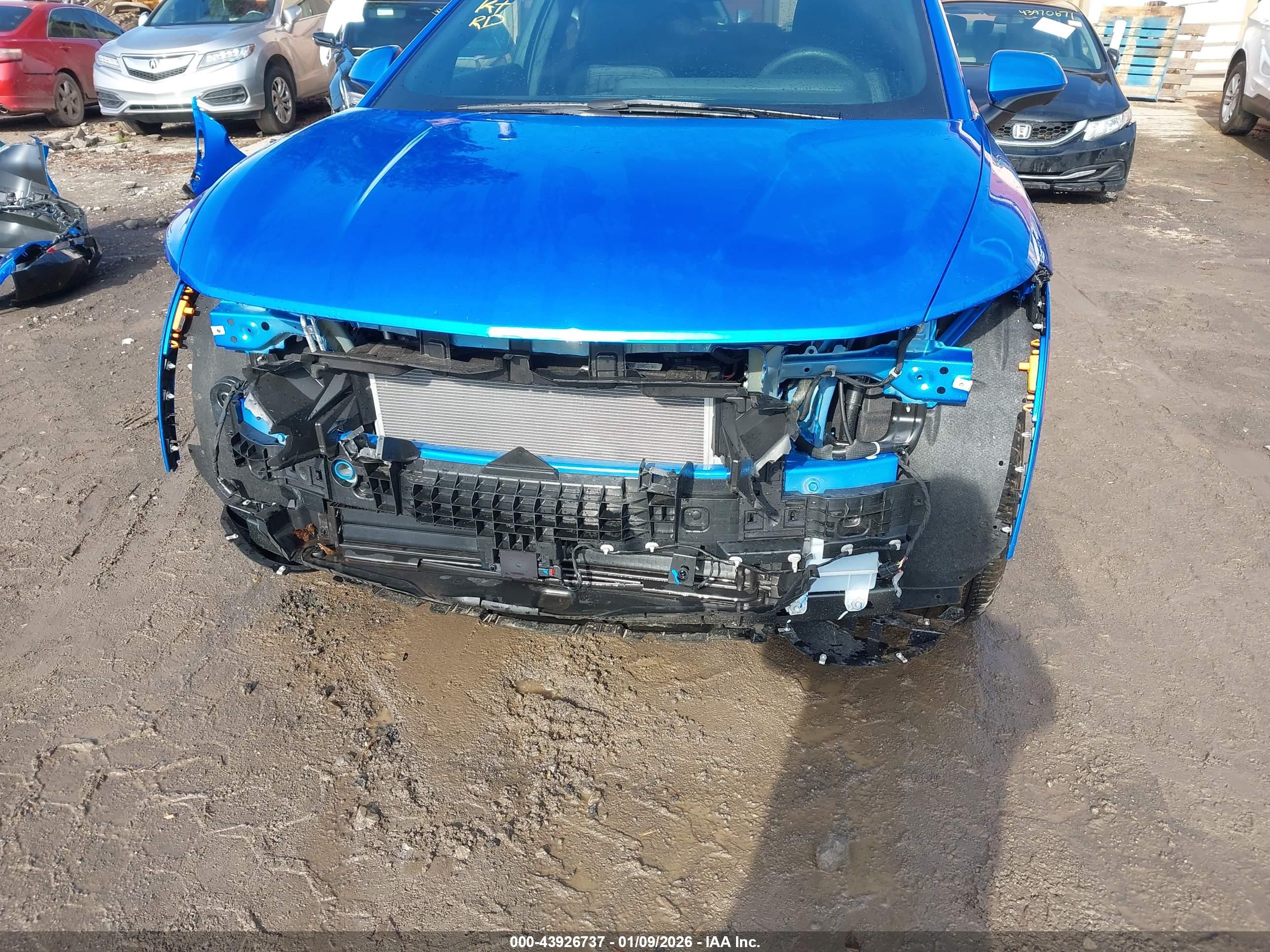 CHEVROLET EQUINOX image 6