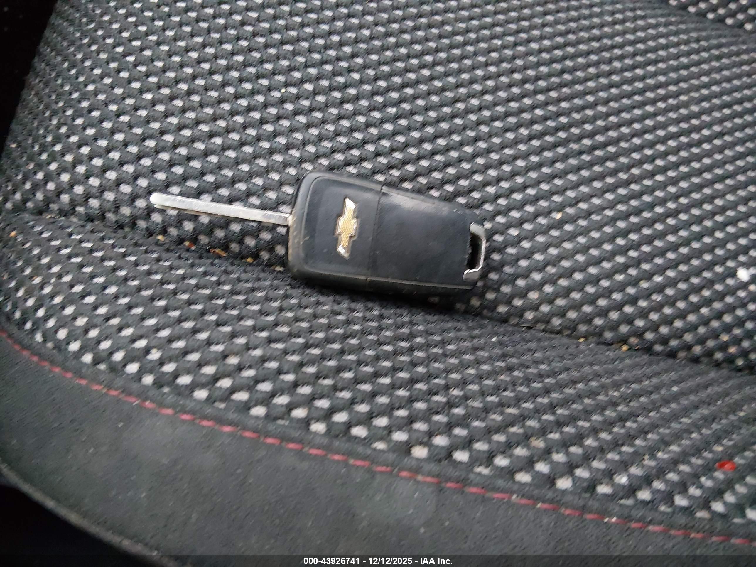 CHEVROLET EQUINOX image 11