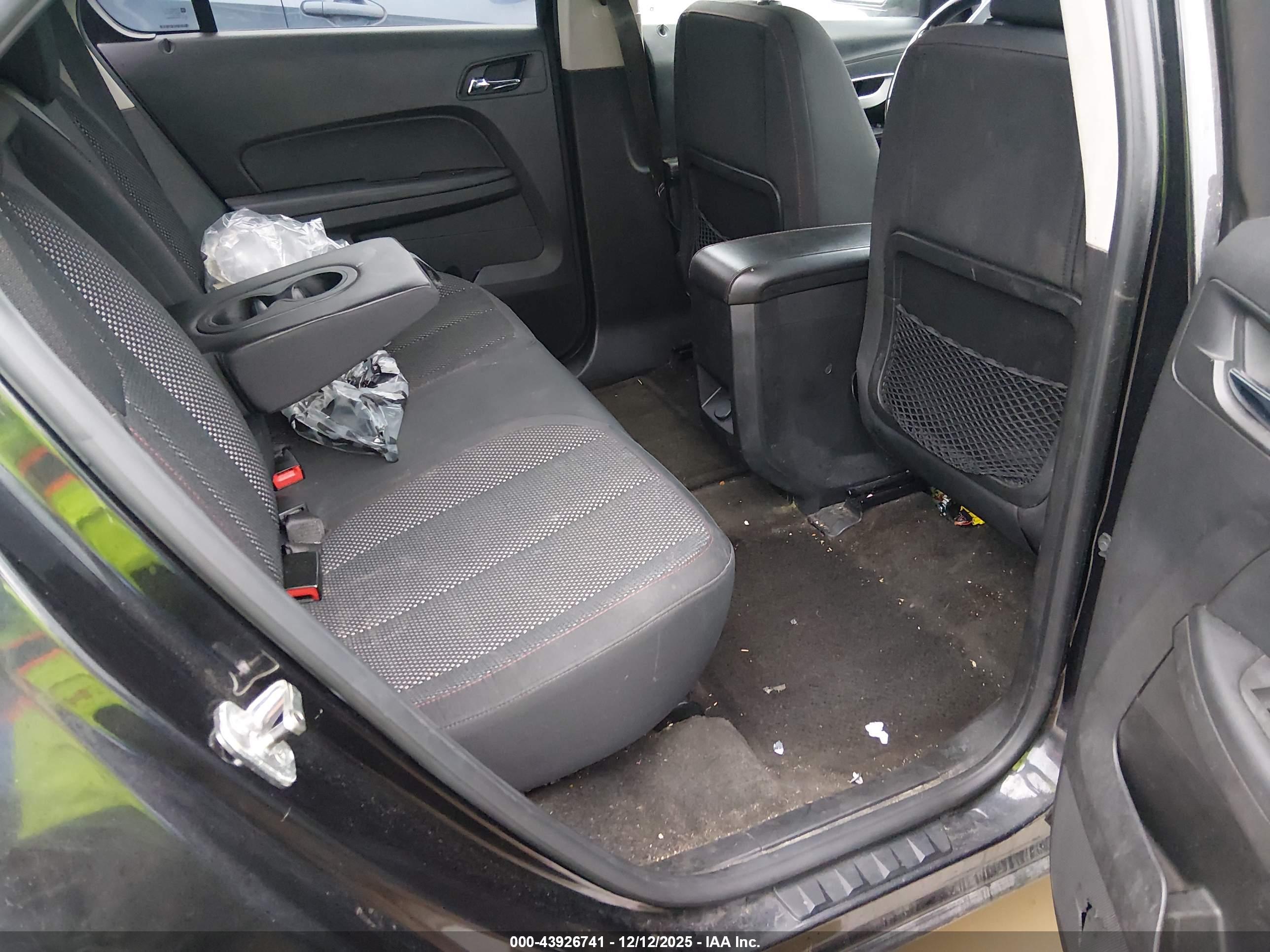 CHEVROLET EQUINOX image 8