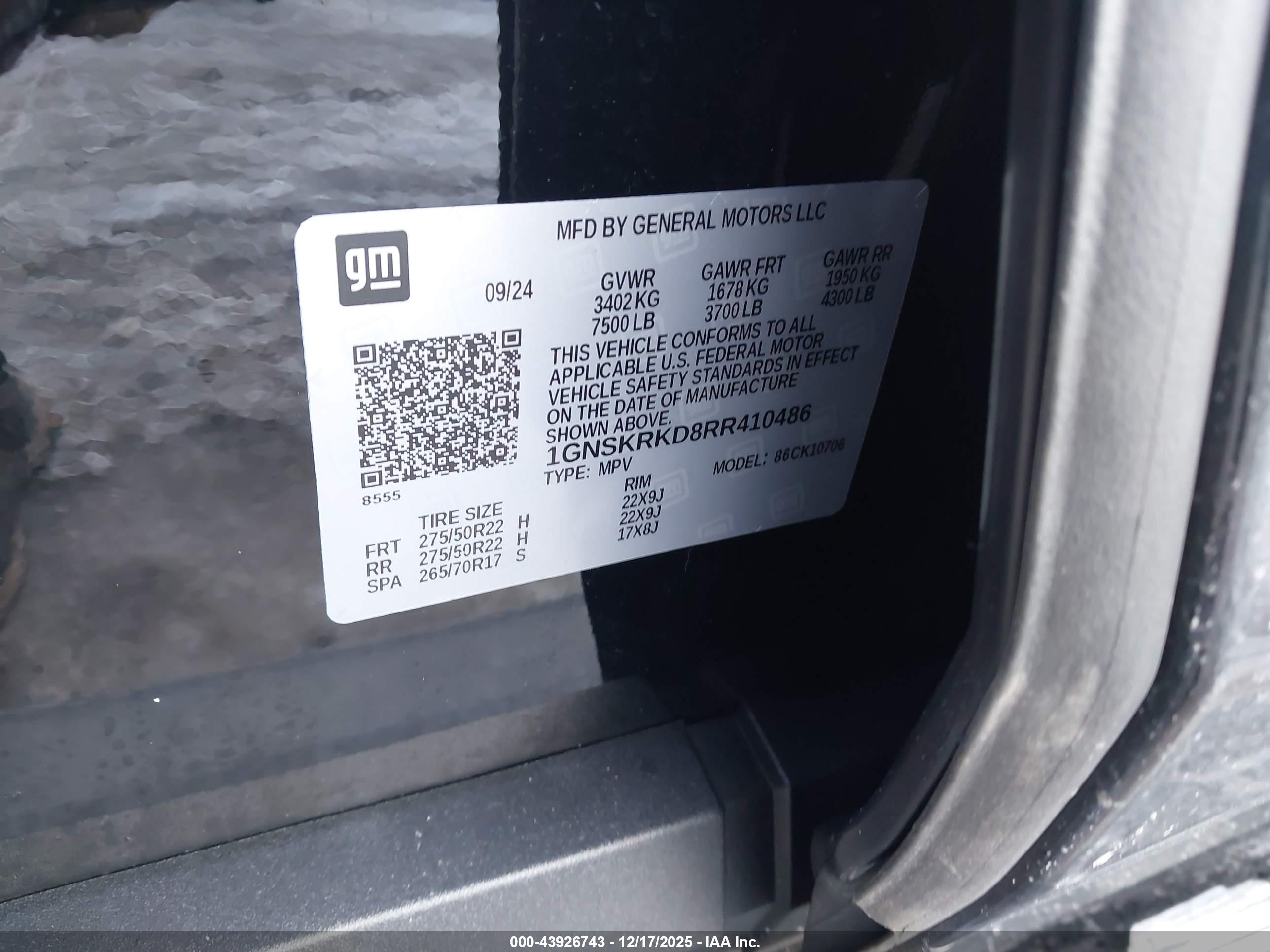 CHEVROLET TAHOE image 9