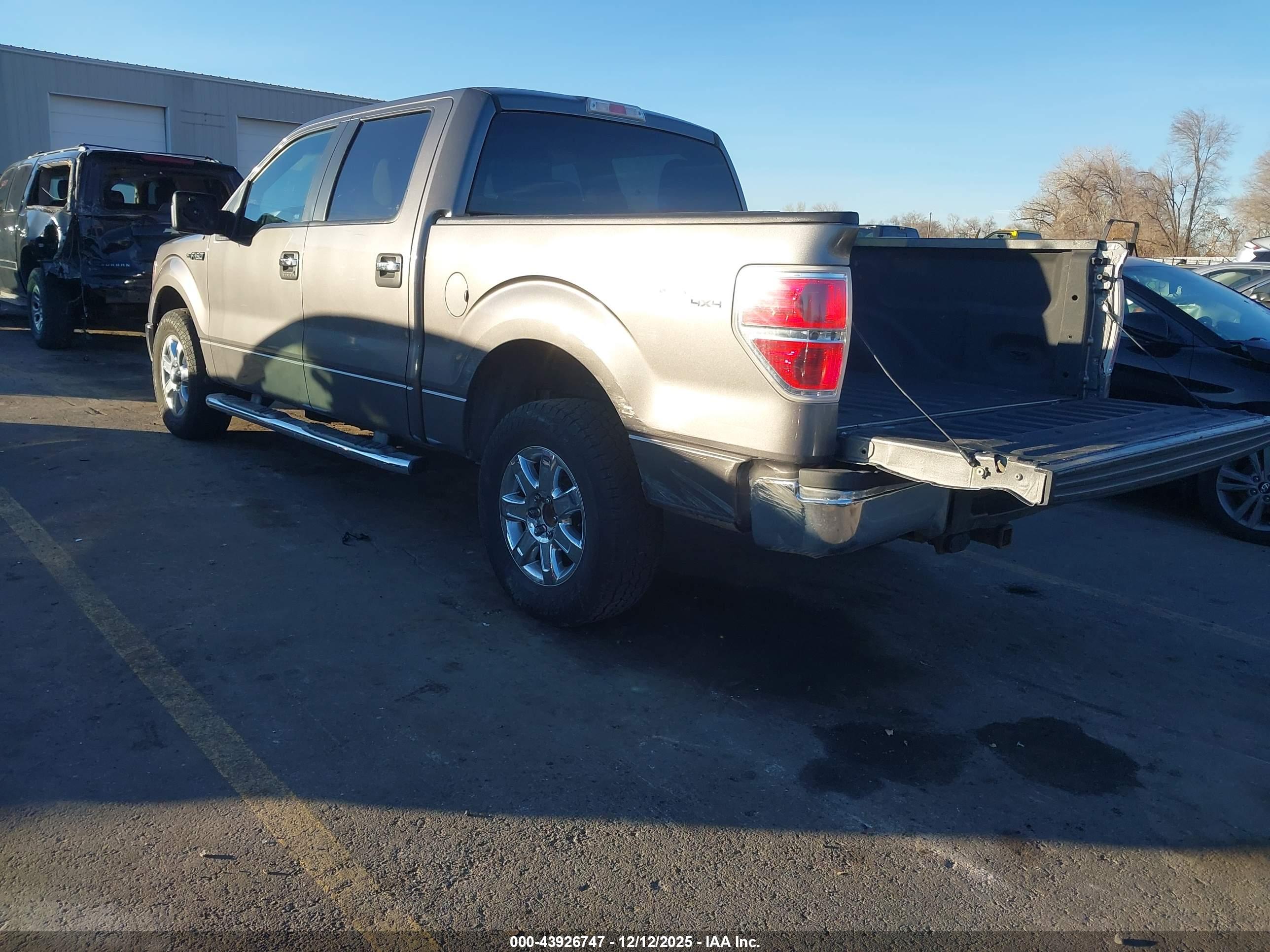 FORD F-150 image 3