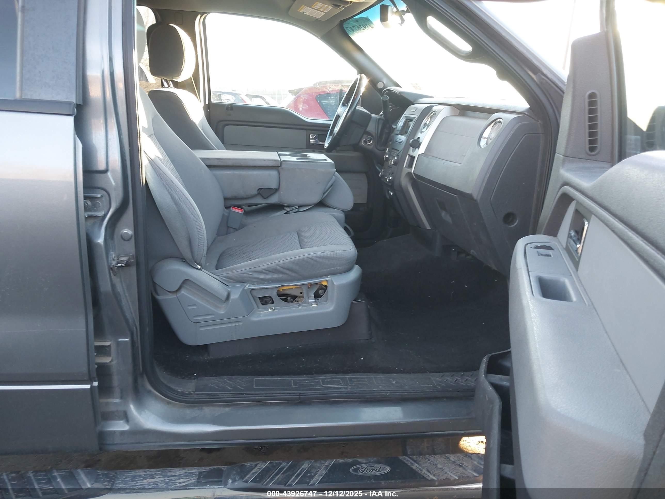FORD F-150 image 5