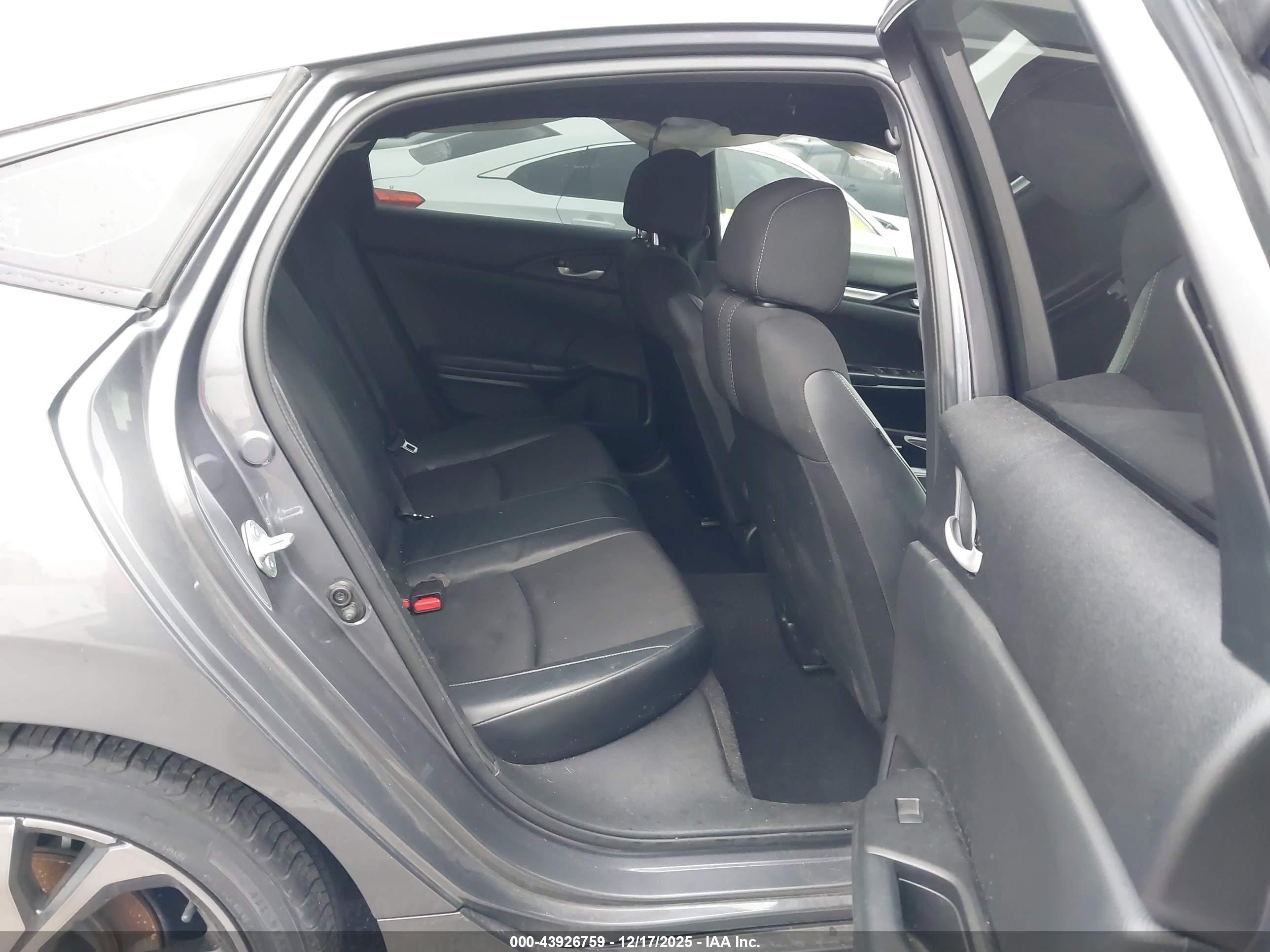 HONDA CIVIC image 8