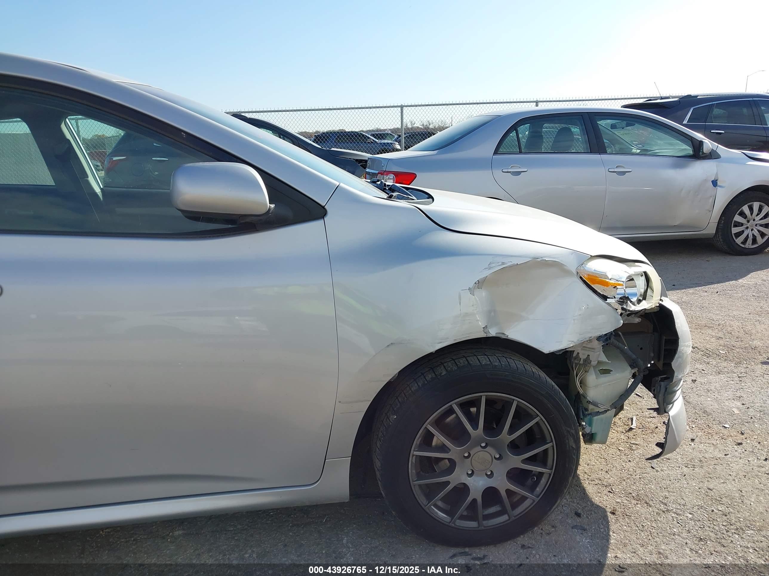 TOYOTA MATRIX image 6