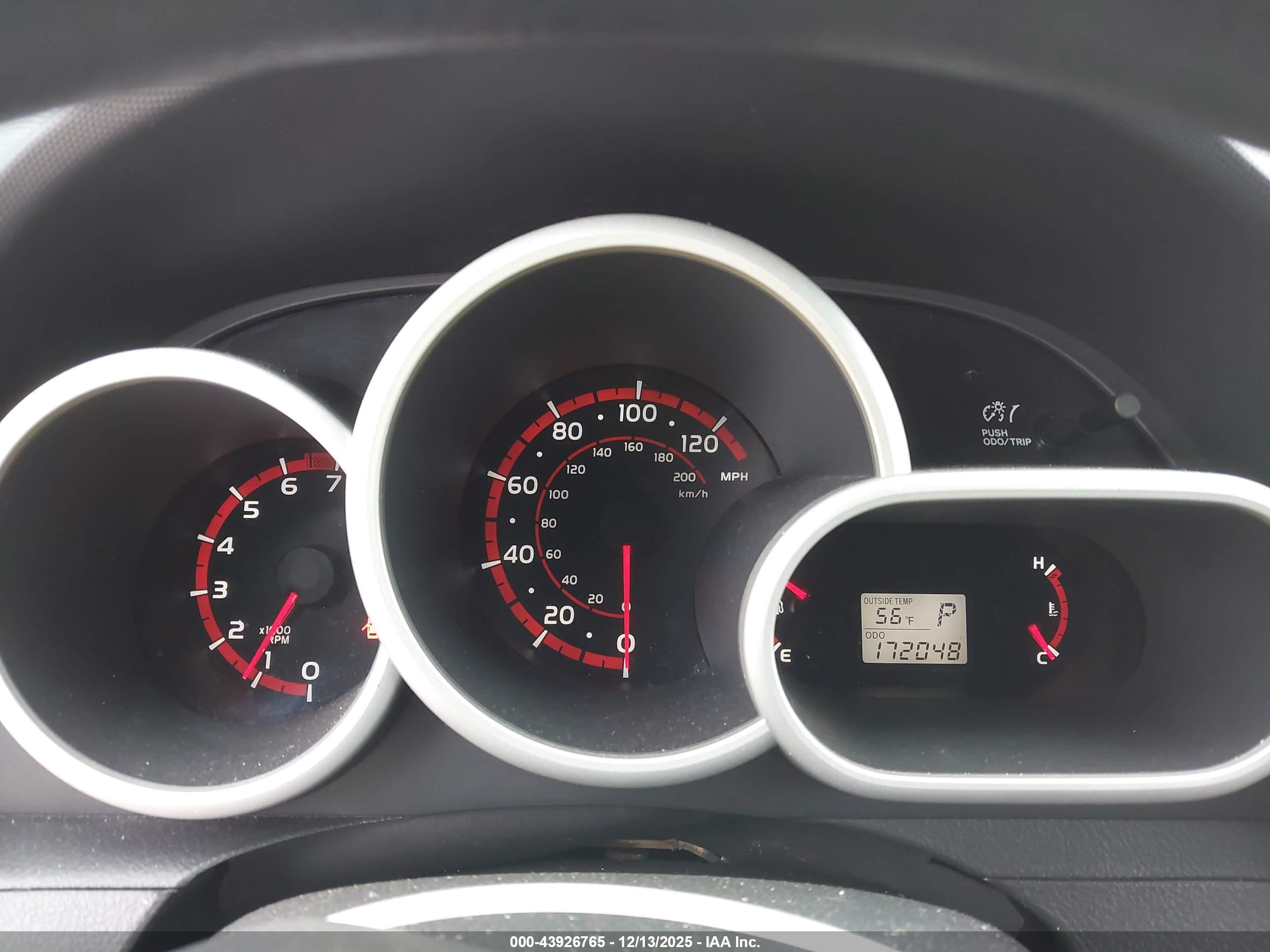 TOYOTA MATRIX image 7