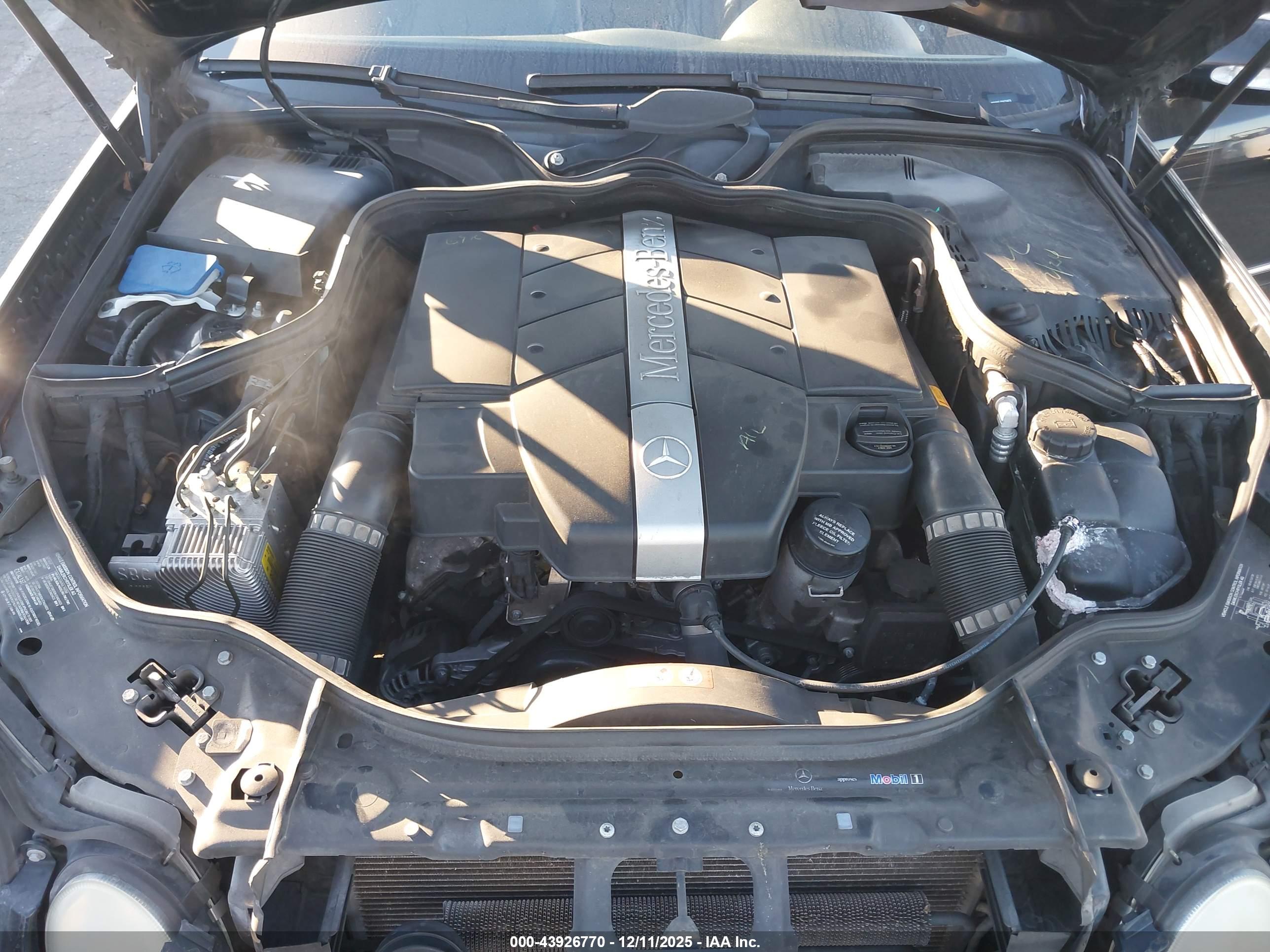 MERCEDES-BENZ E image 10