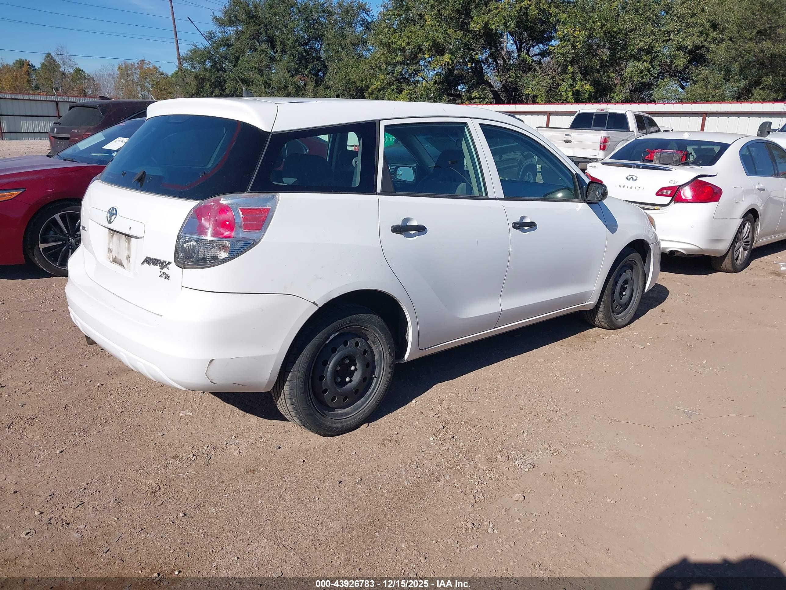TOYOTA MATRIX image 4