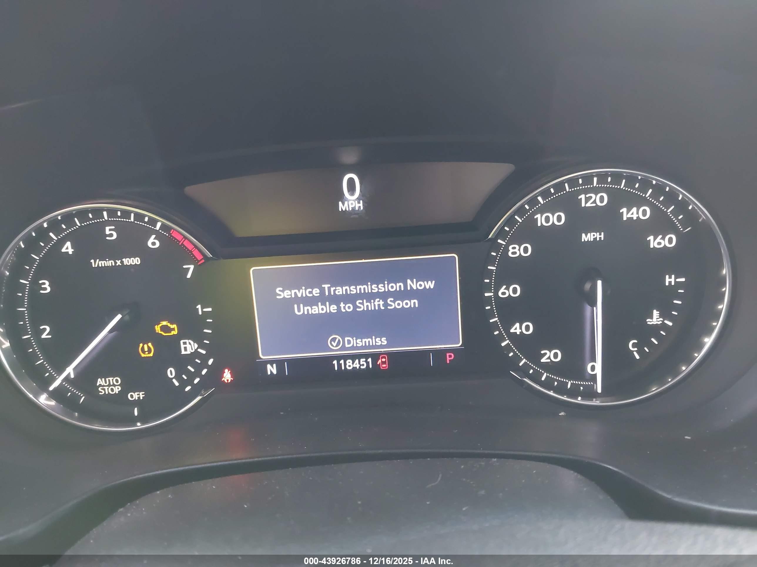 CADILLAC XT4 image 7