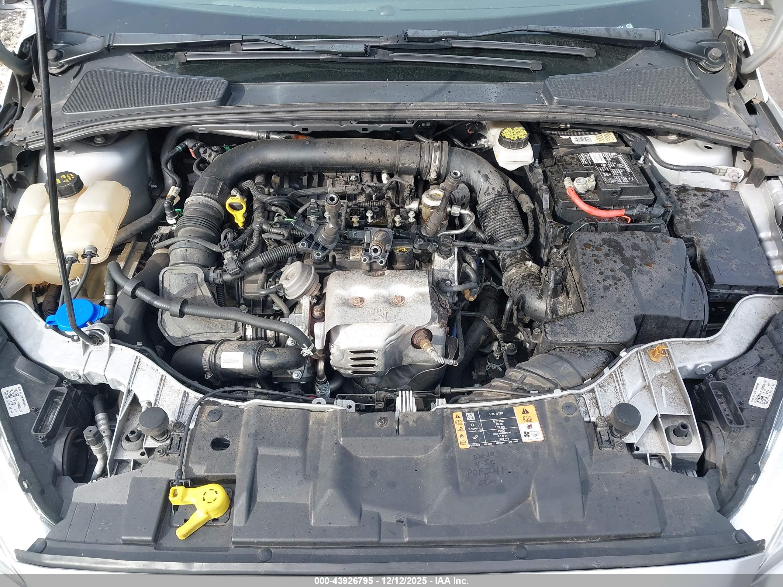 FORD FOCUS image 10