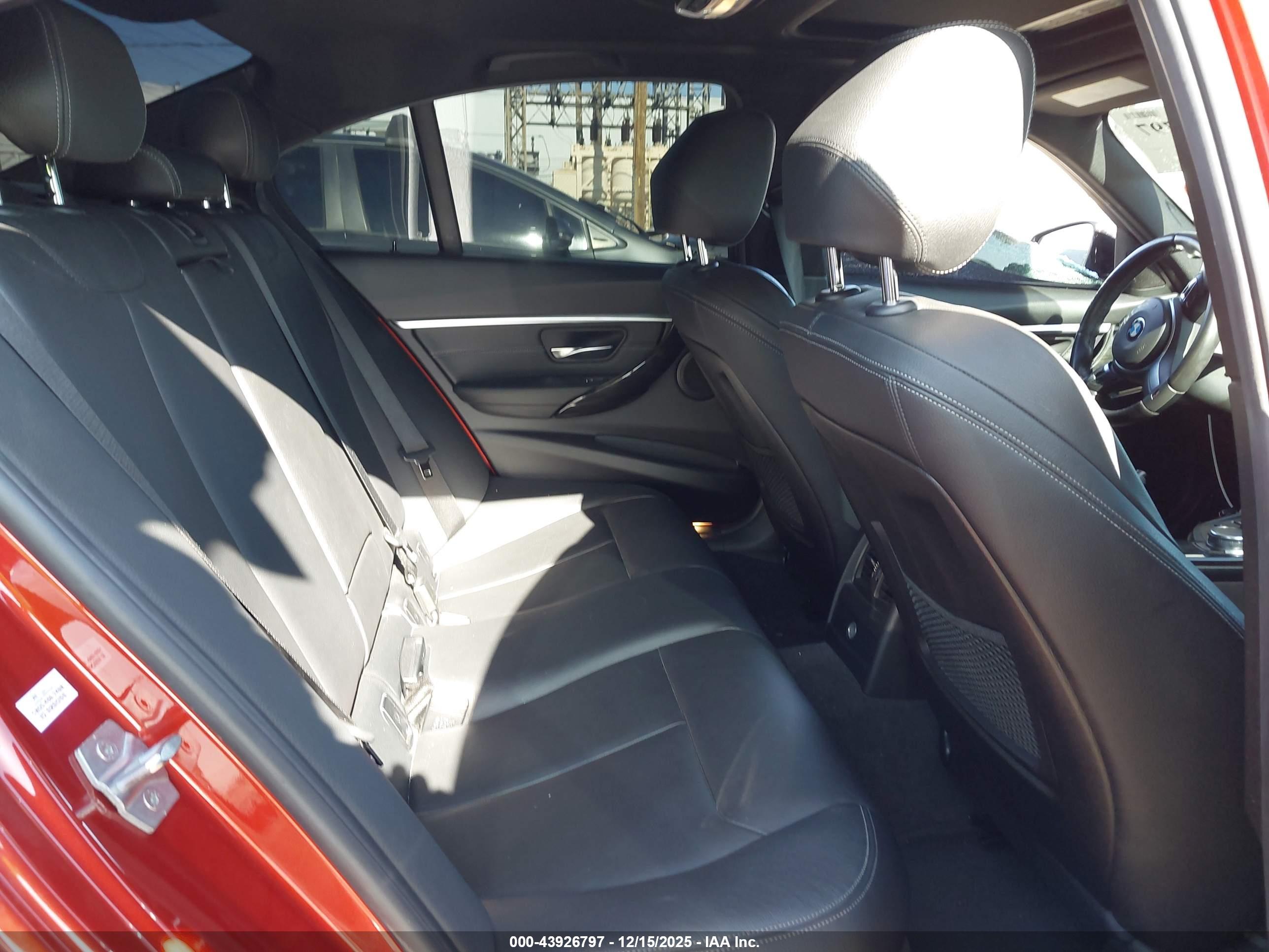 BMW 330I image 8