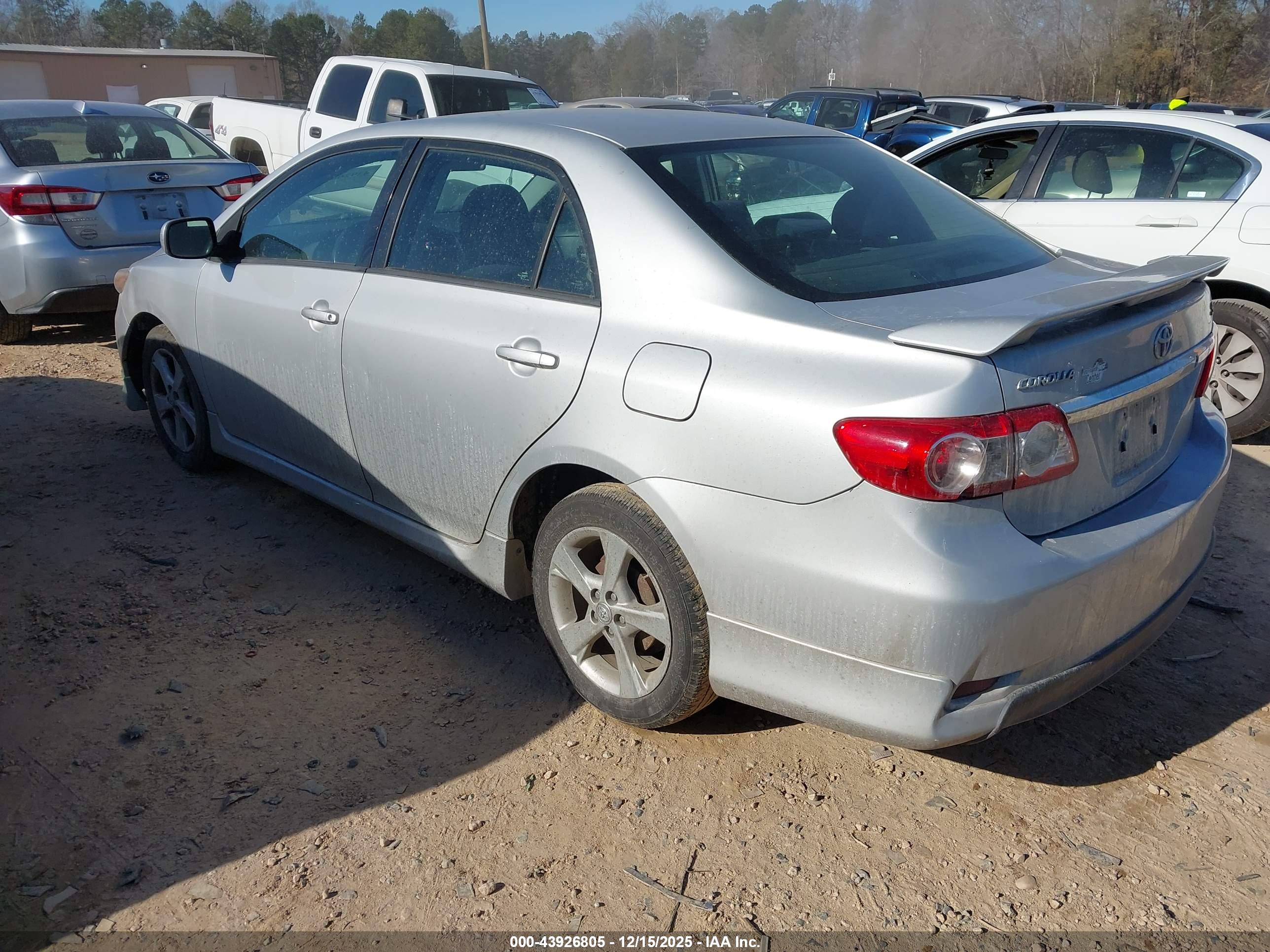 TOYOTA COROLLA image 3