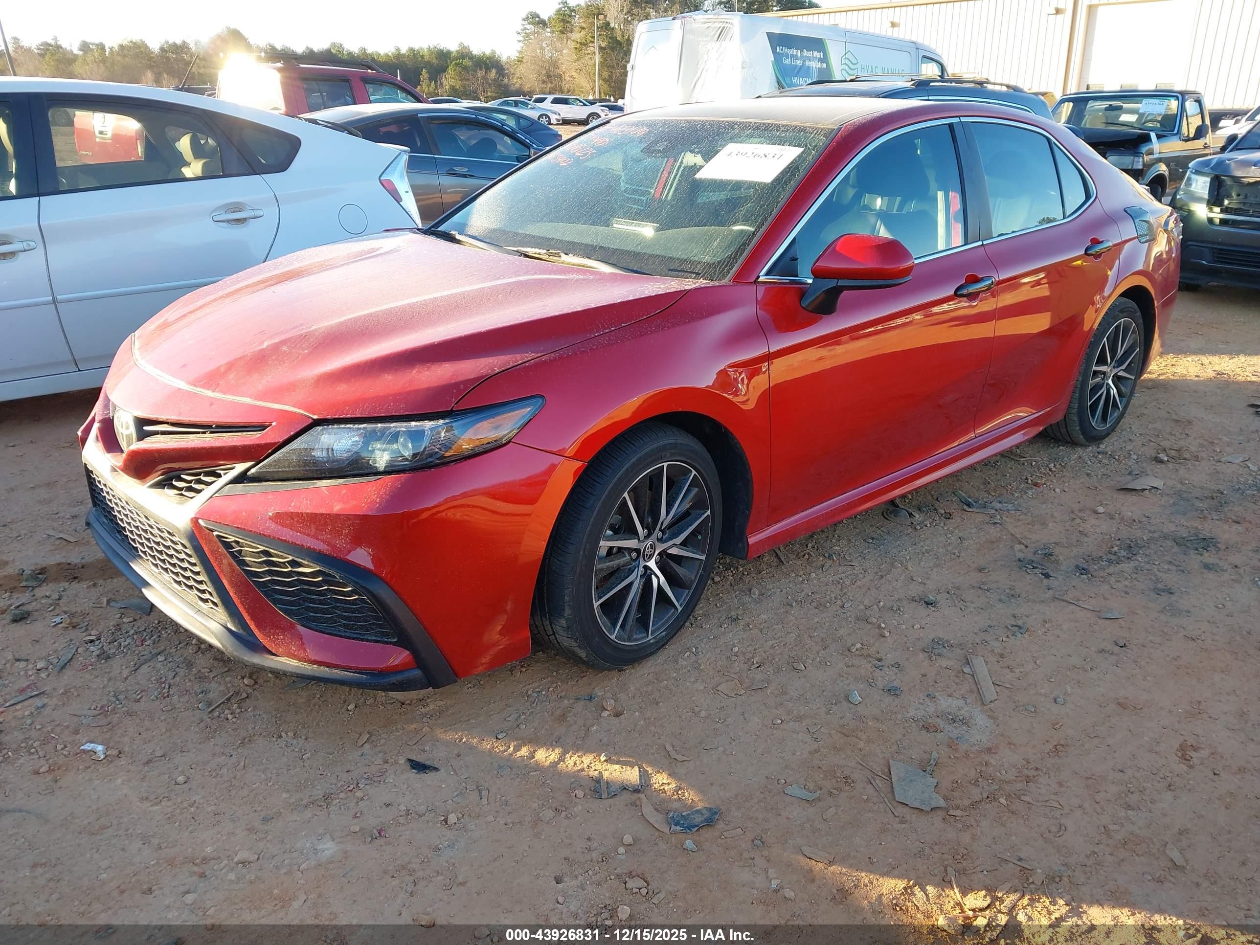 TOYOTA CAMRY image 2