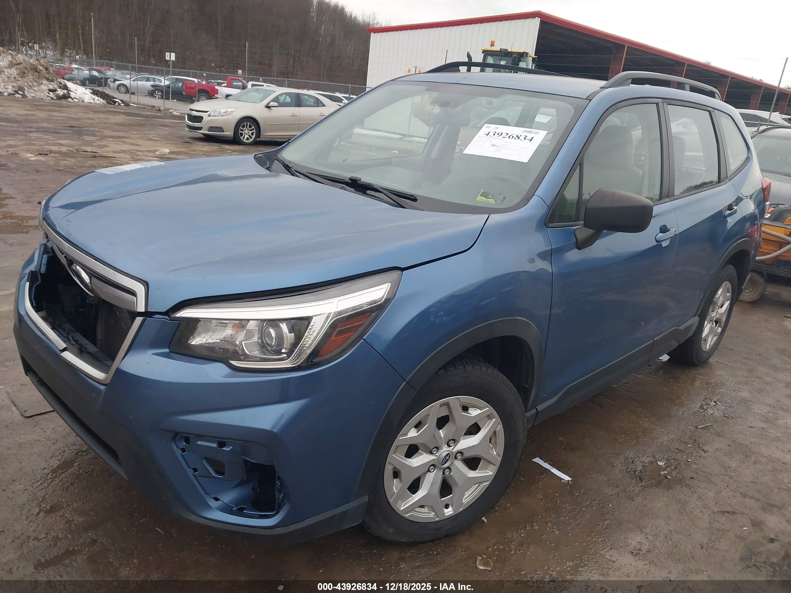 SUBARU FORESTER image 2