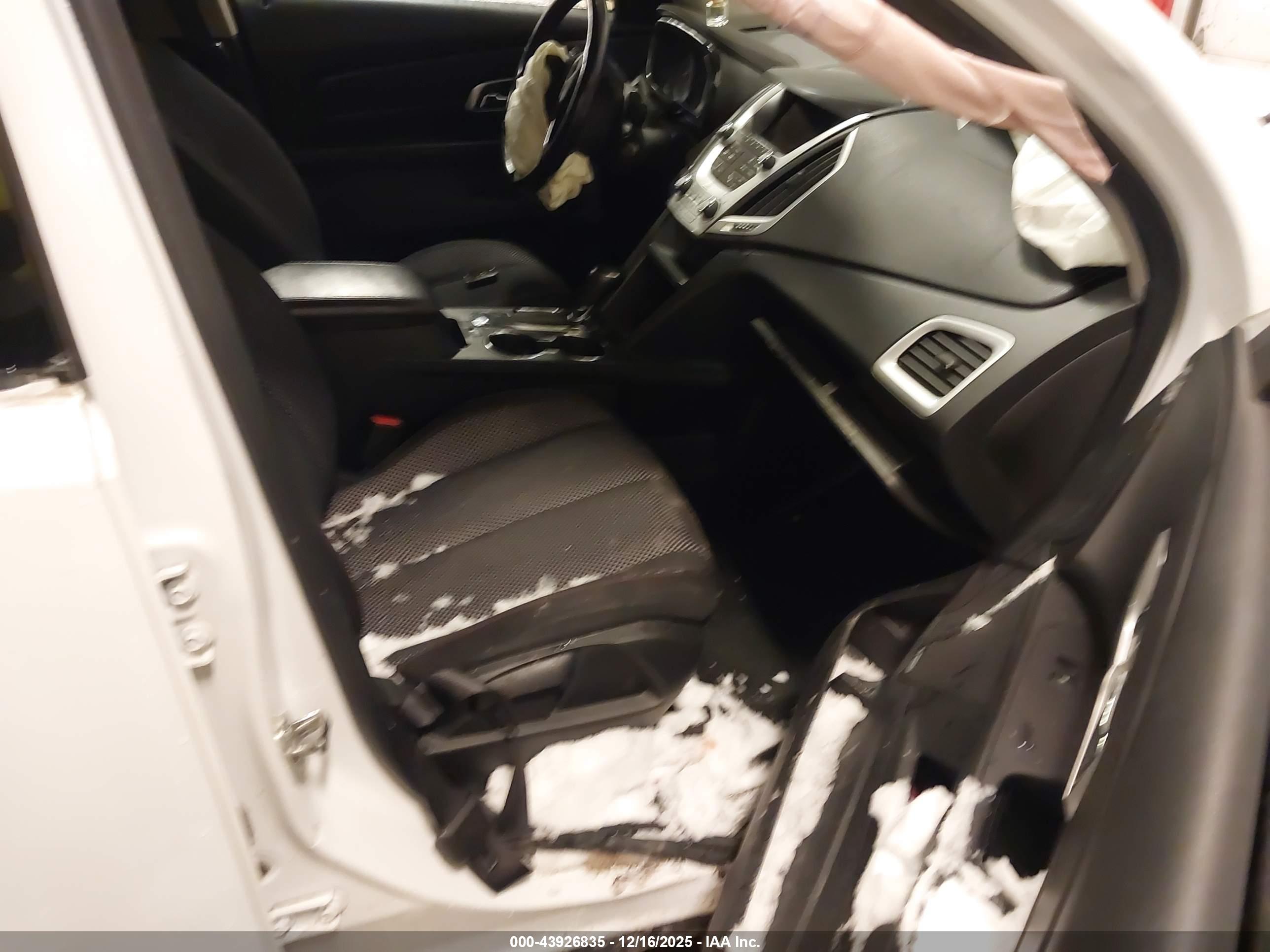 GMC TERRAIN image 5