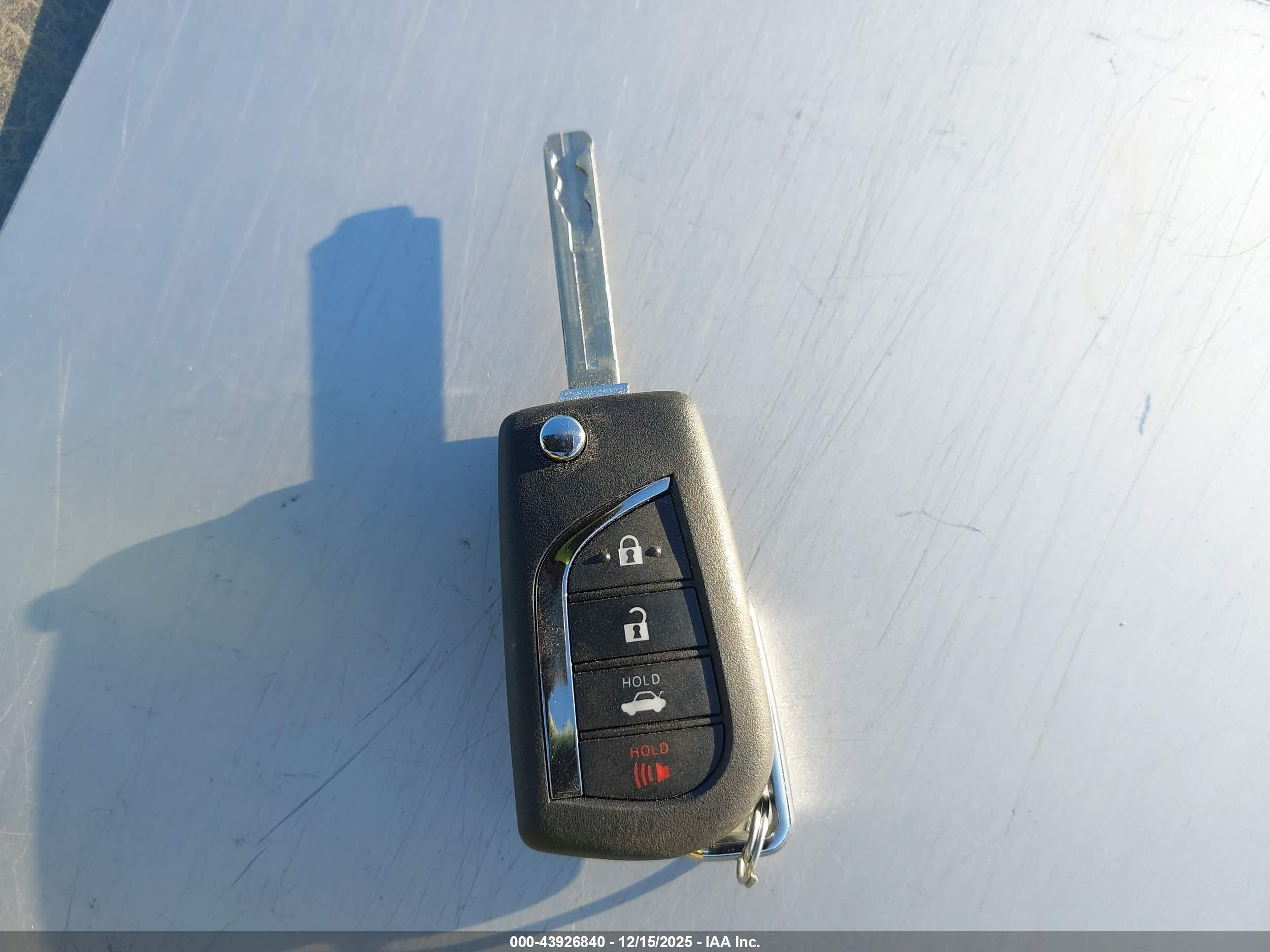 TOYOTA COROLLA image 11