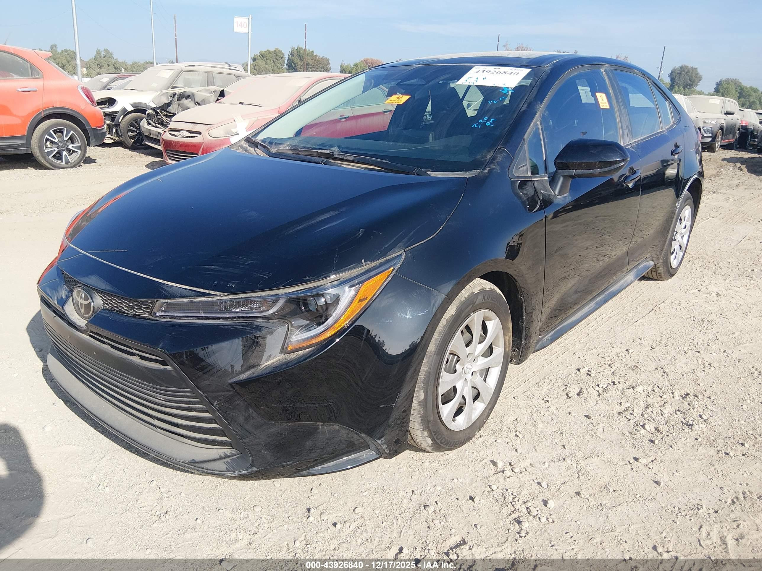 TOYOTA COROLLA image 2