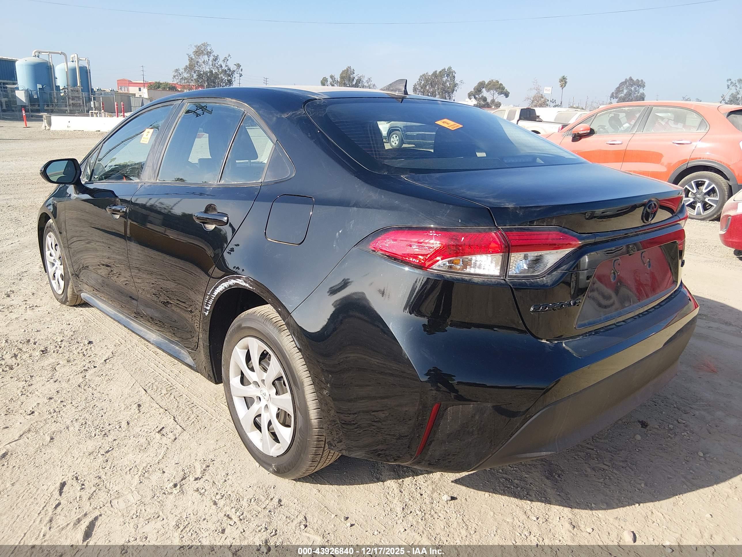 TOYOTA COROLLA image 3