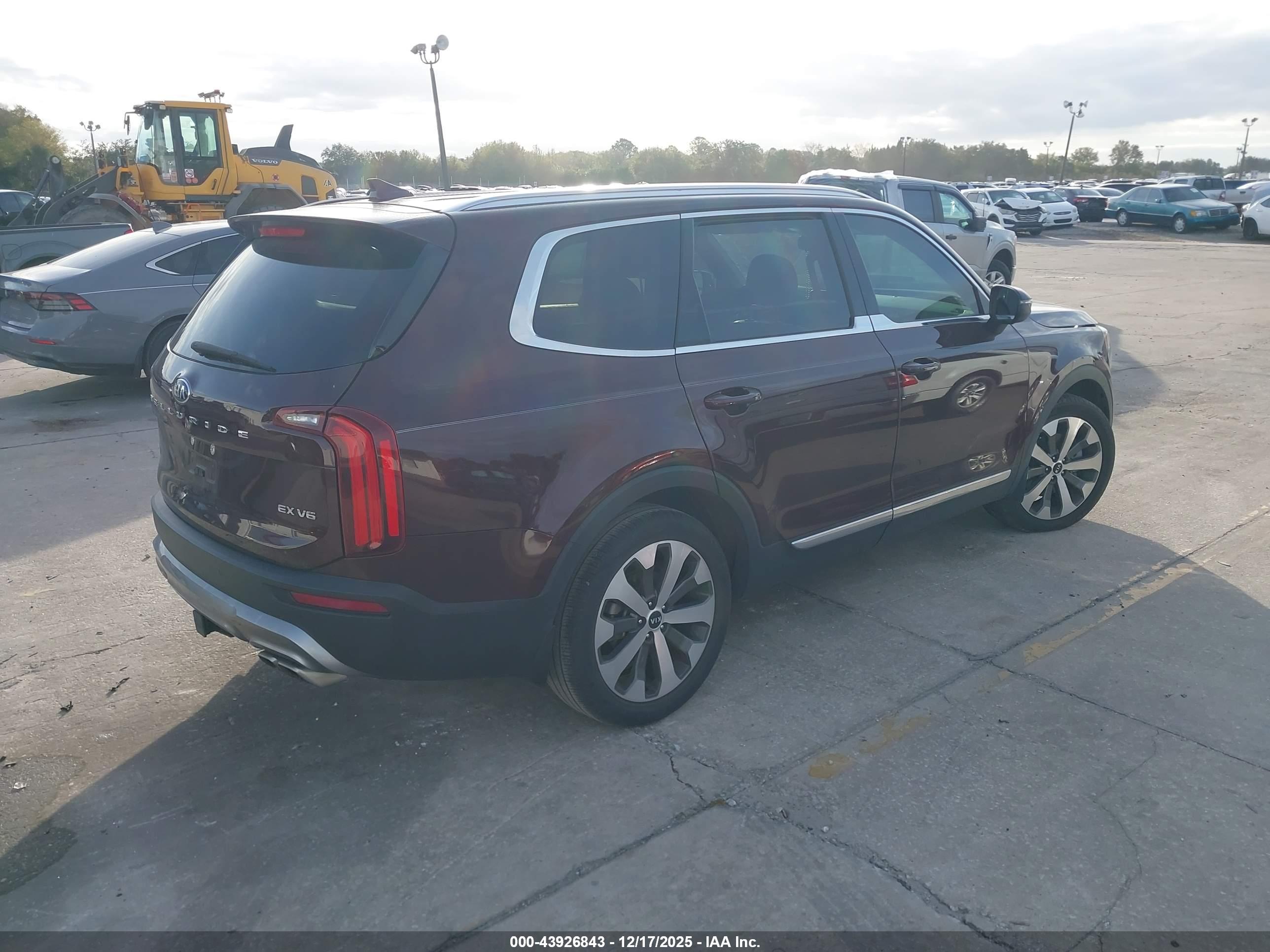 KIA TELLURIDE image 4
