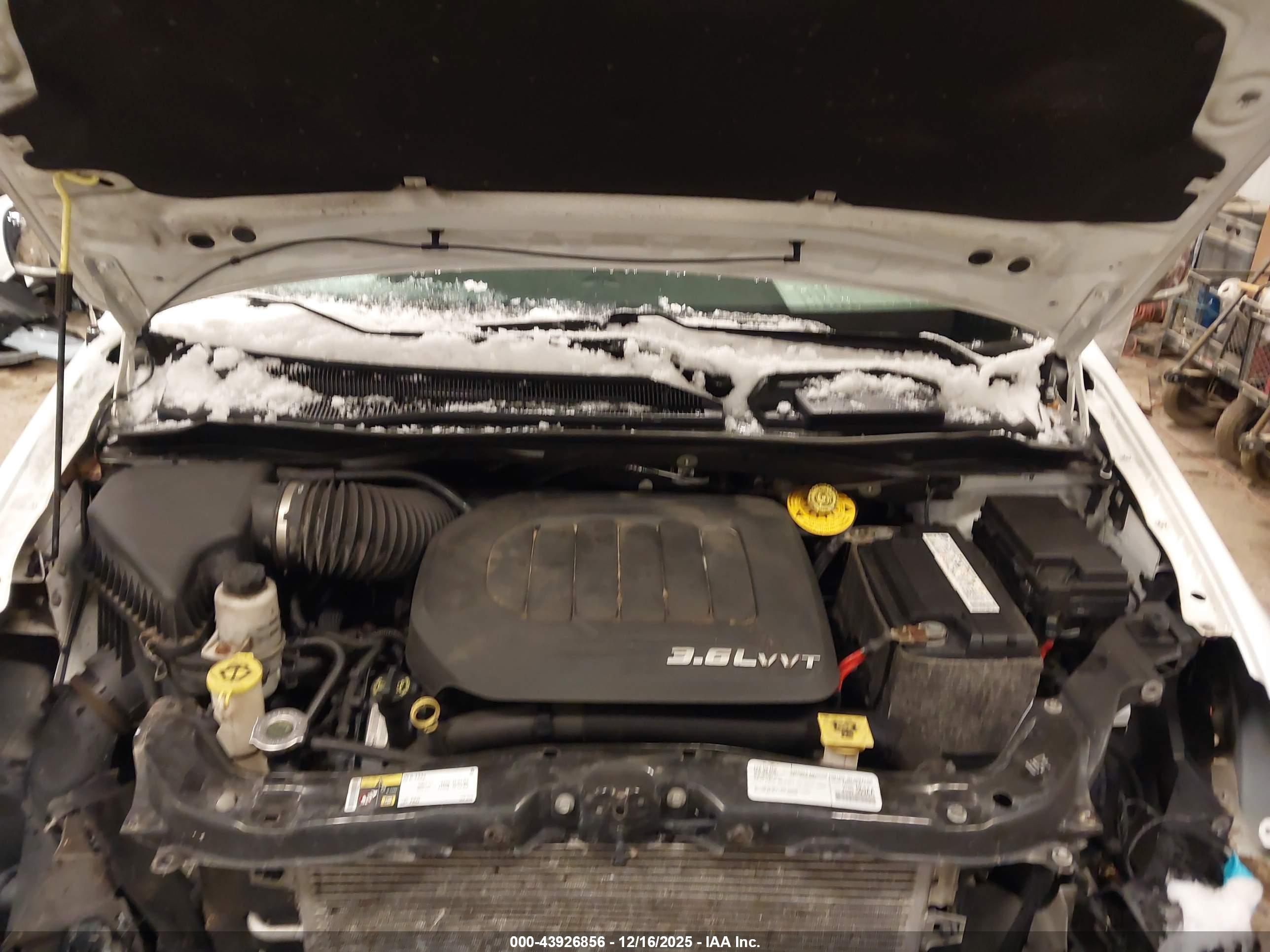 CHRYSLER TOWN image 10