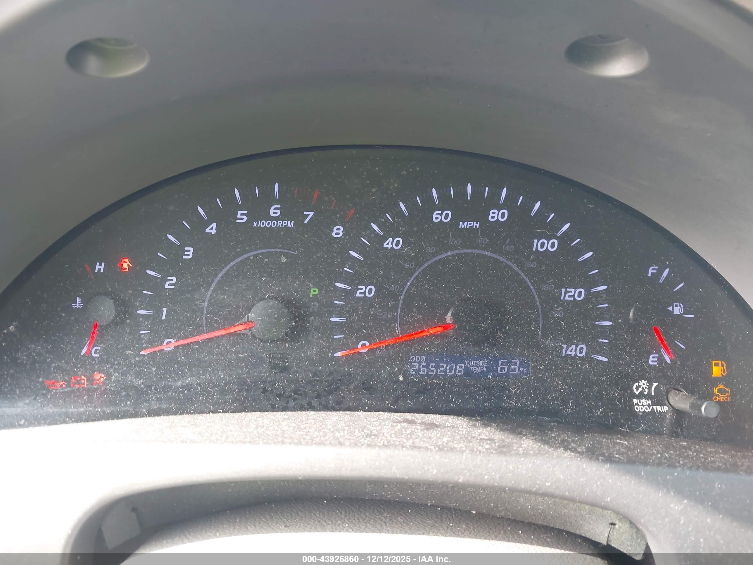 TOYOTA CAMRY image 7