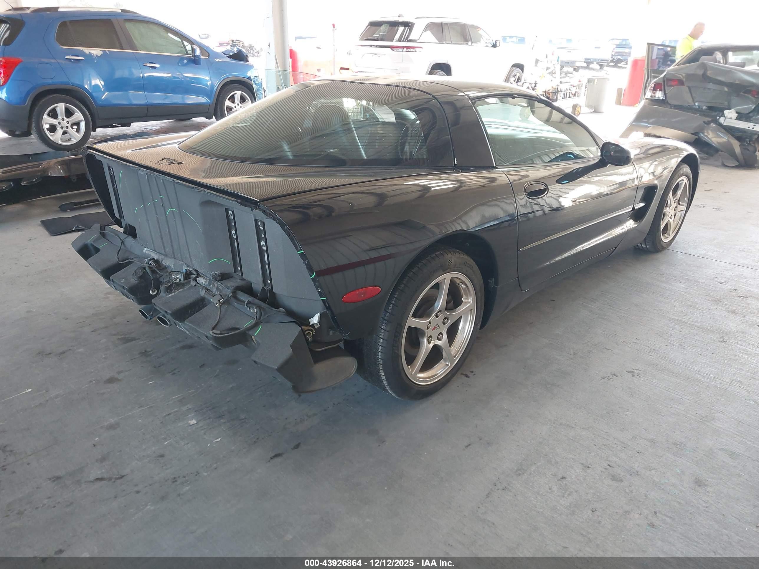 CHEVROLET CORVETTE image 4