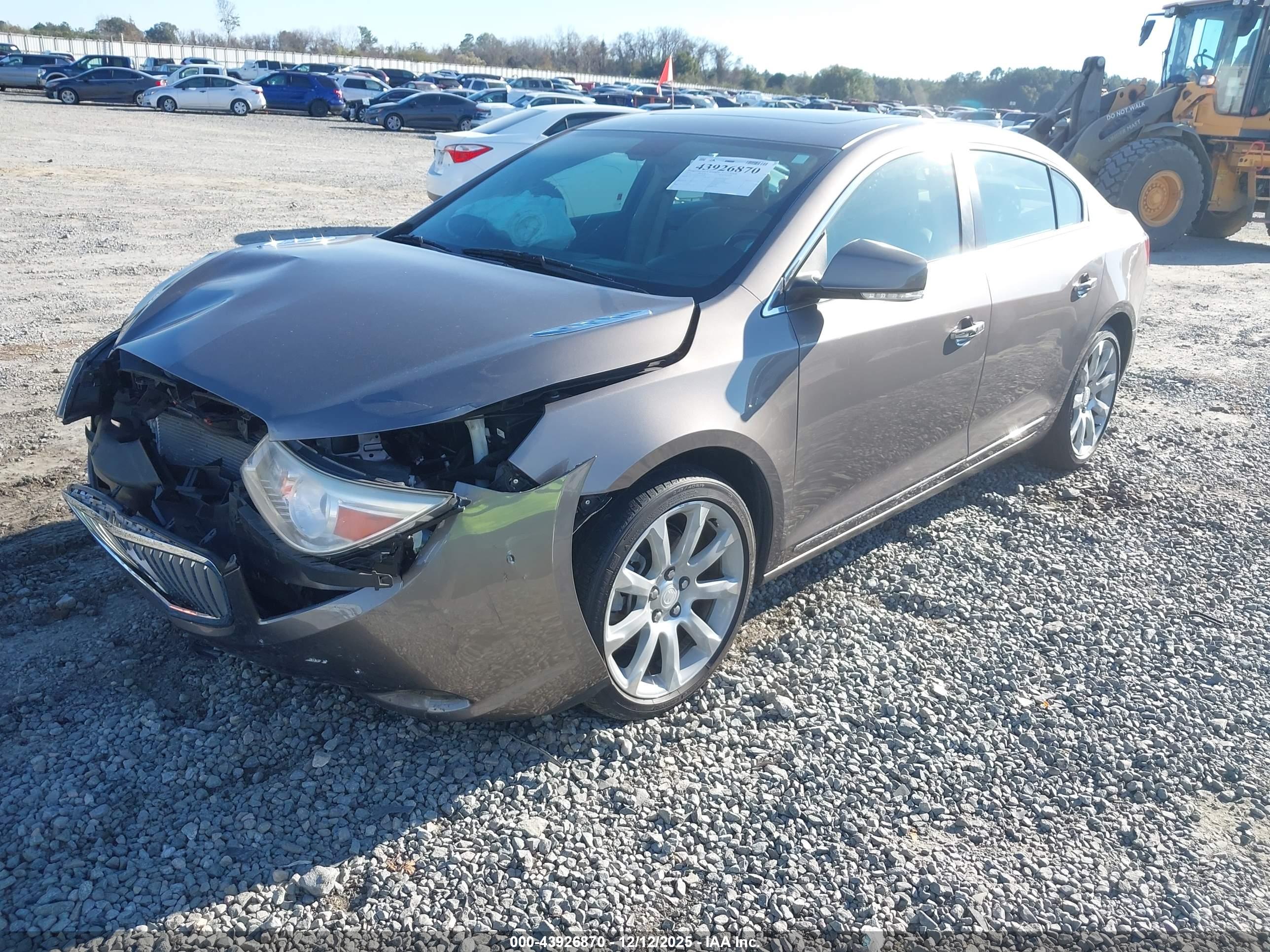BUICK LACROSSE image 2