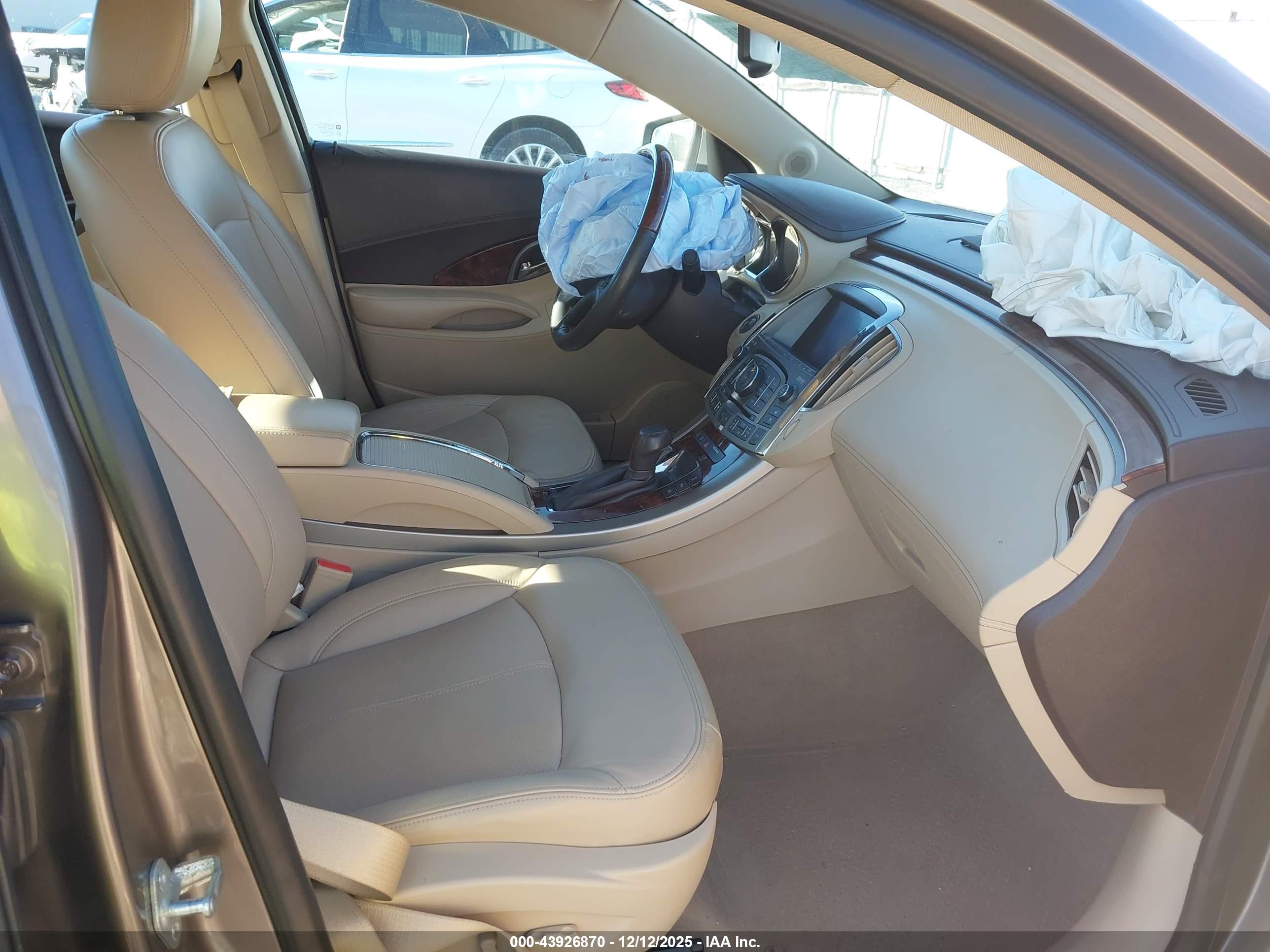 BUICK LACROSSE image 5