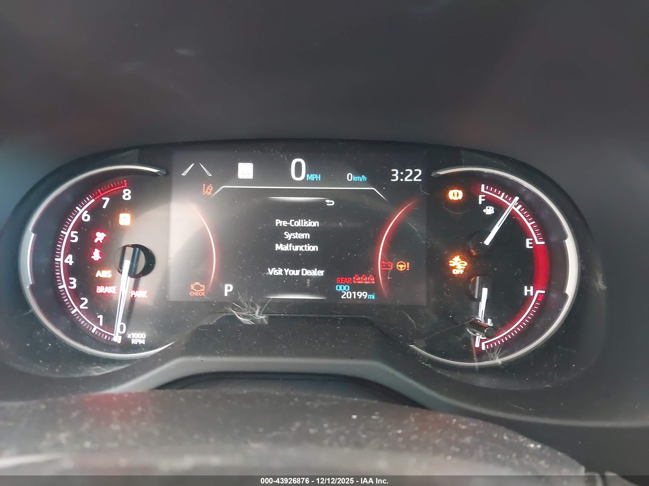 TOYOTA RAV4 image 7