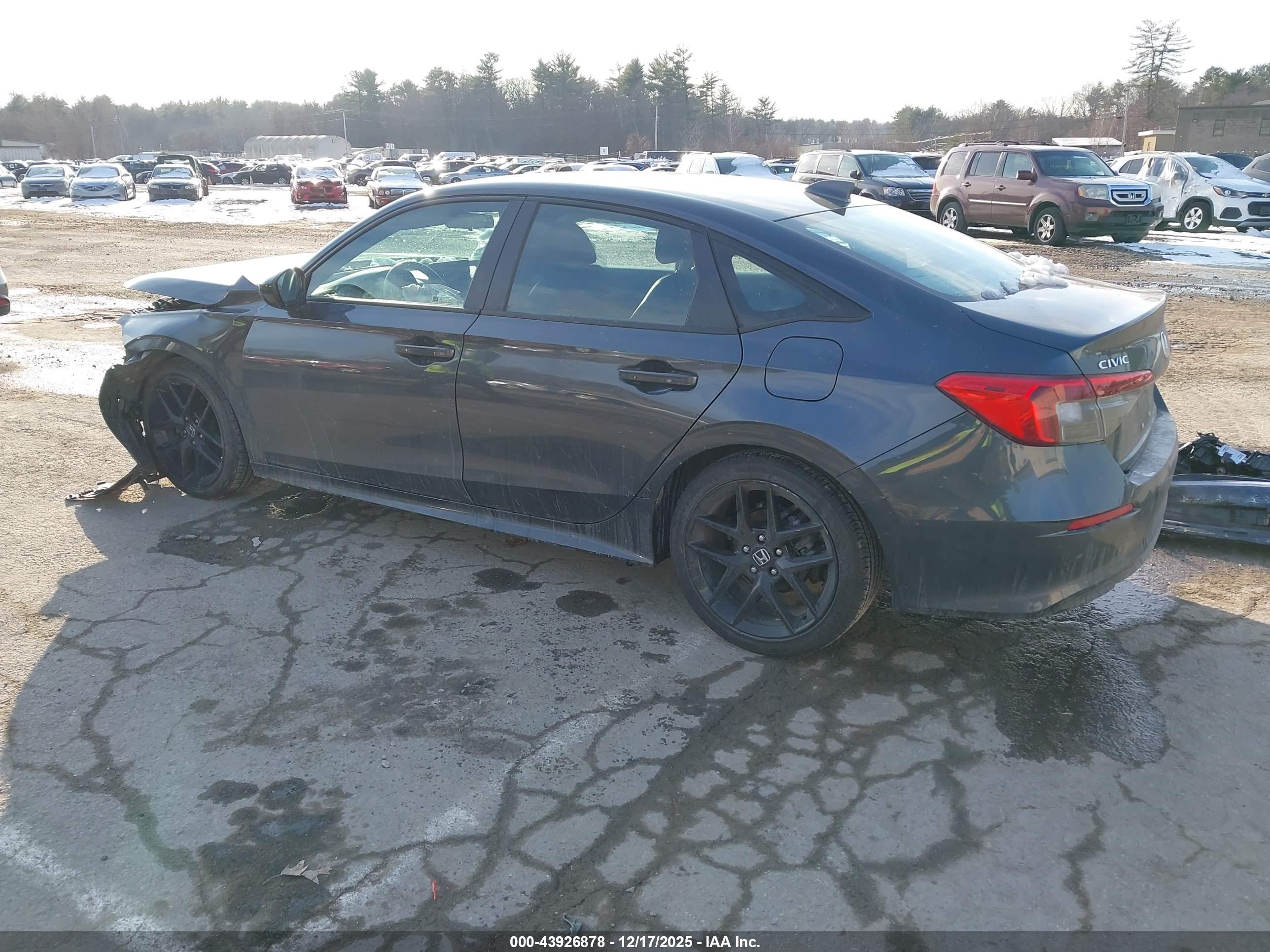 HONDA CIVIC image 3