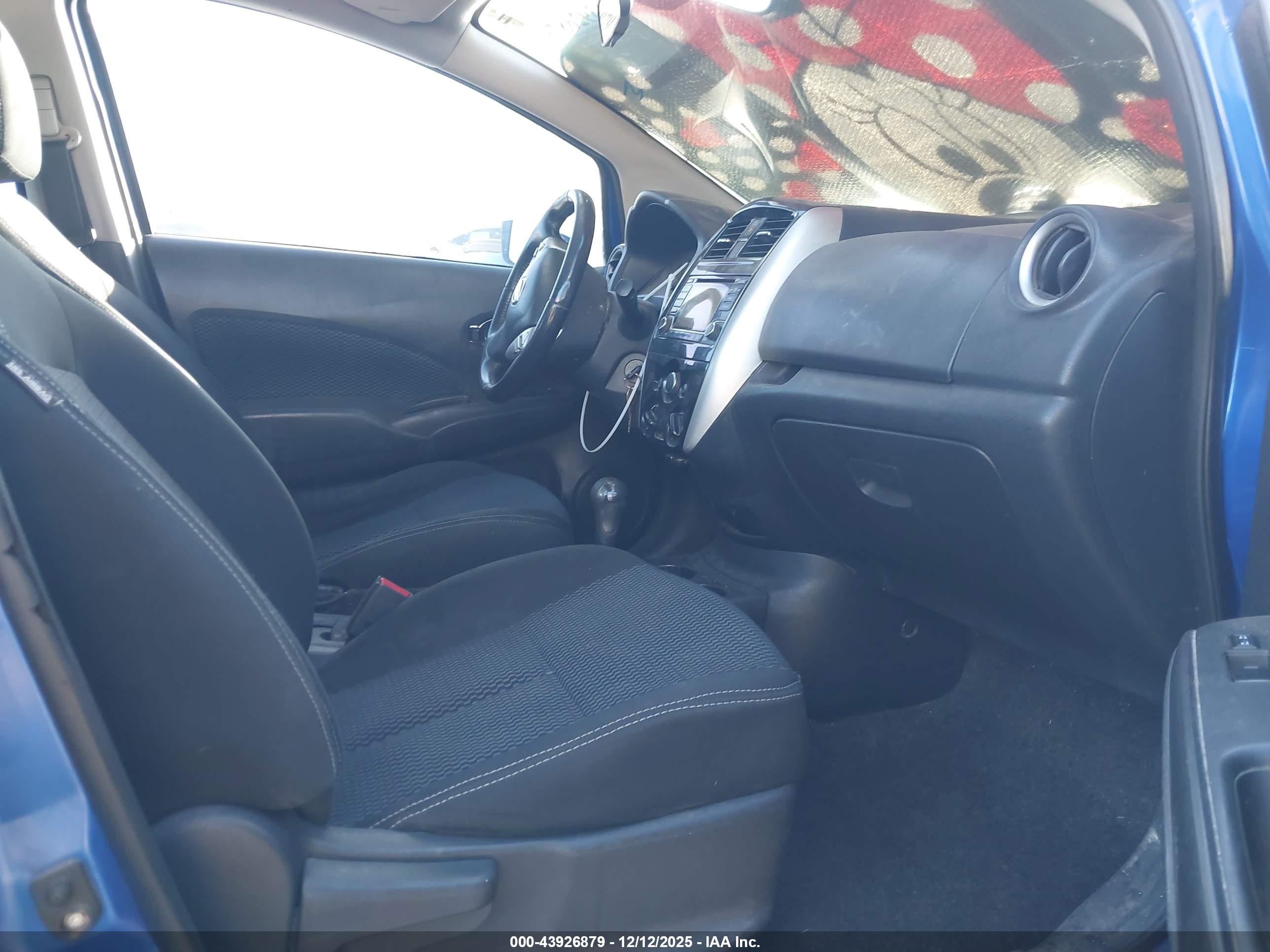 NISSAN VERSA image 5