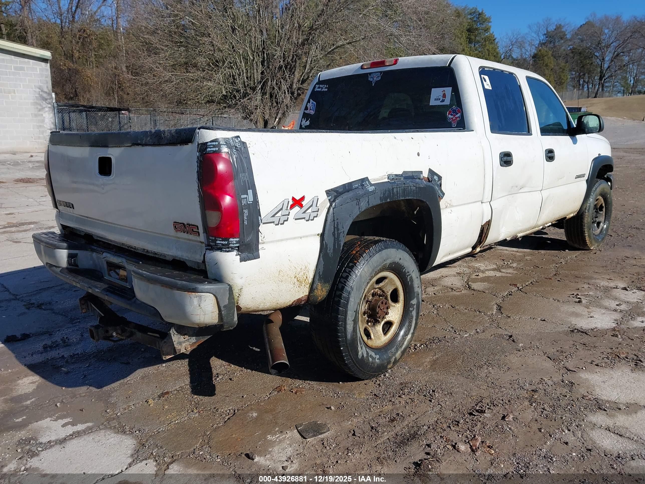 CHEVROLET SILVERADO image 4