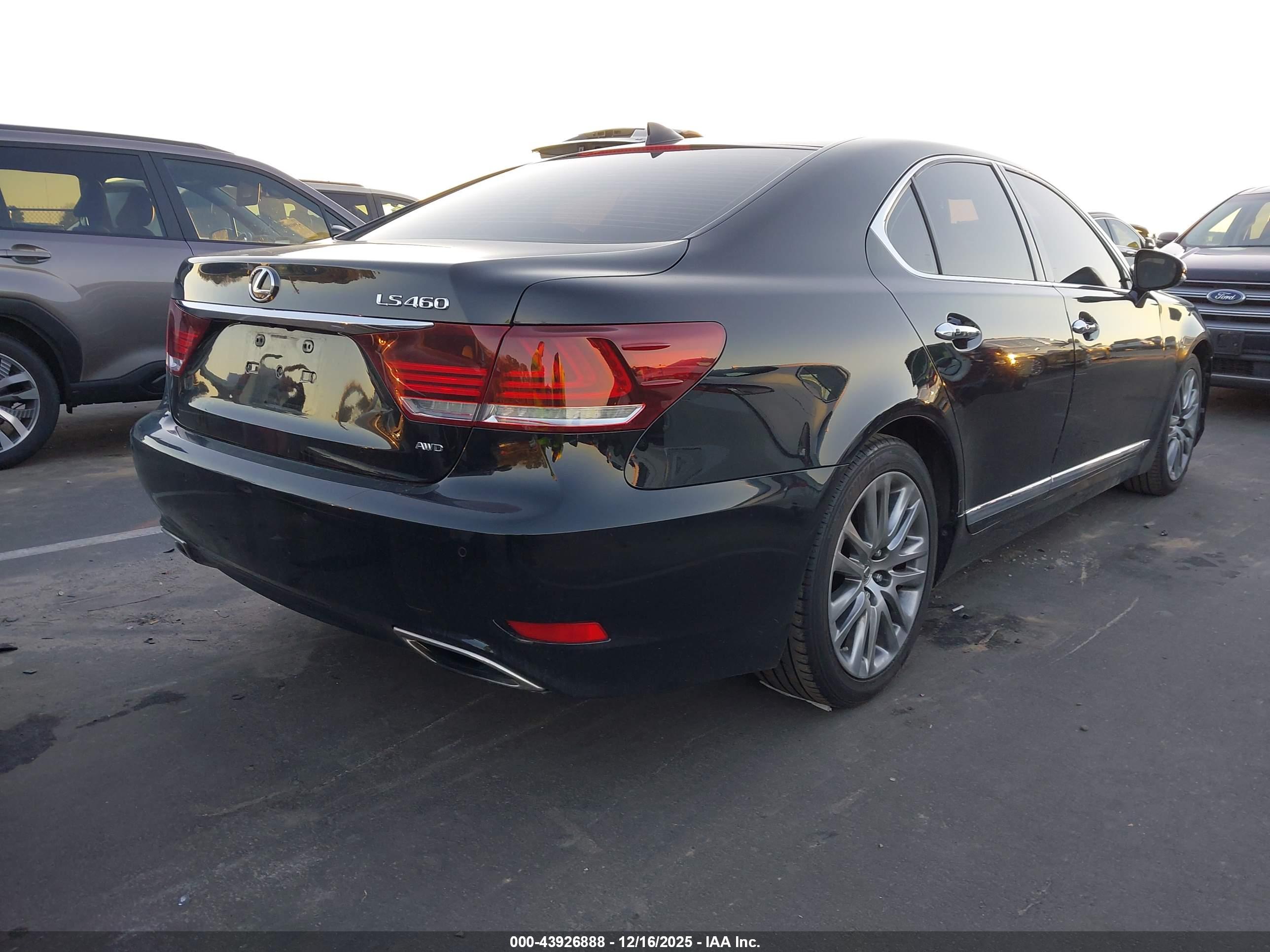 LEXUS LS image 4