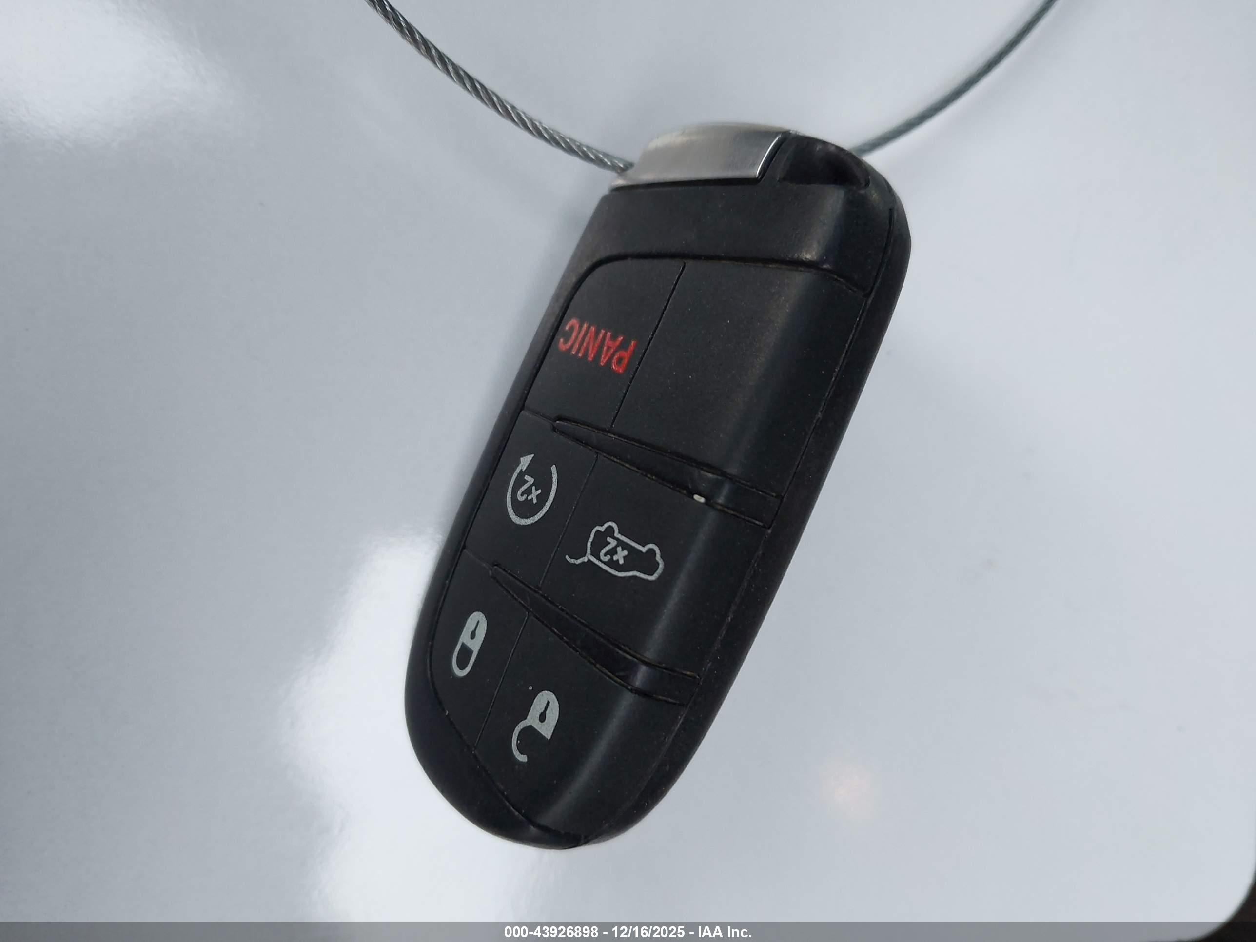 JEEP GRAND image 11