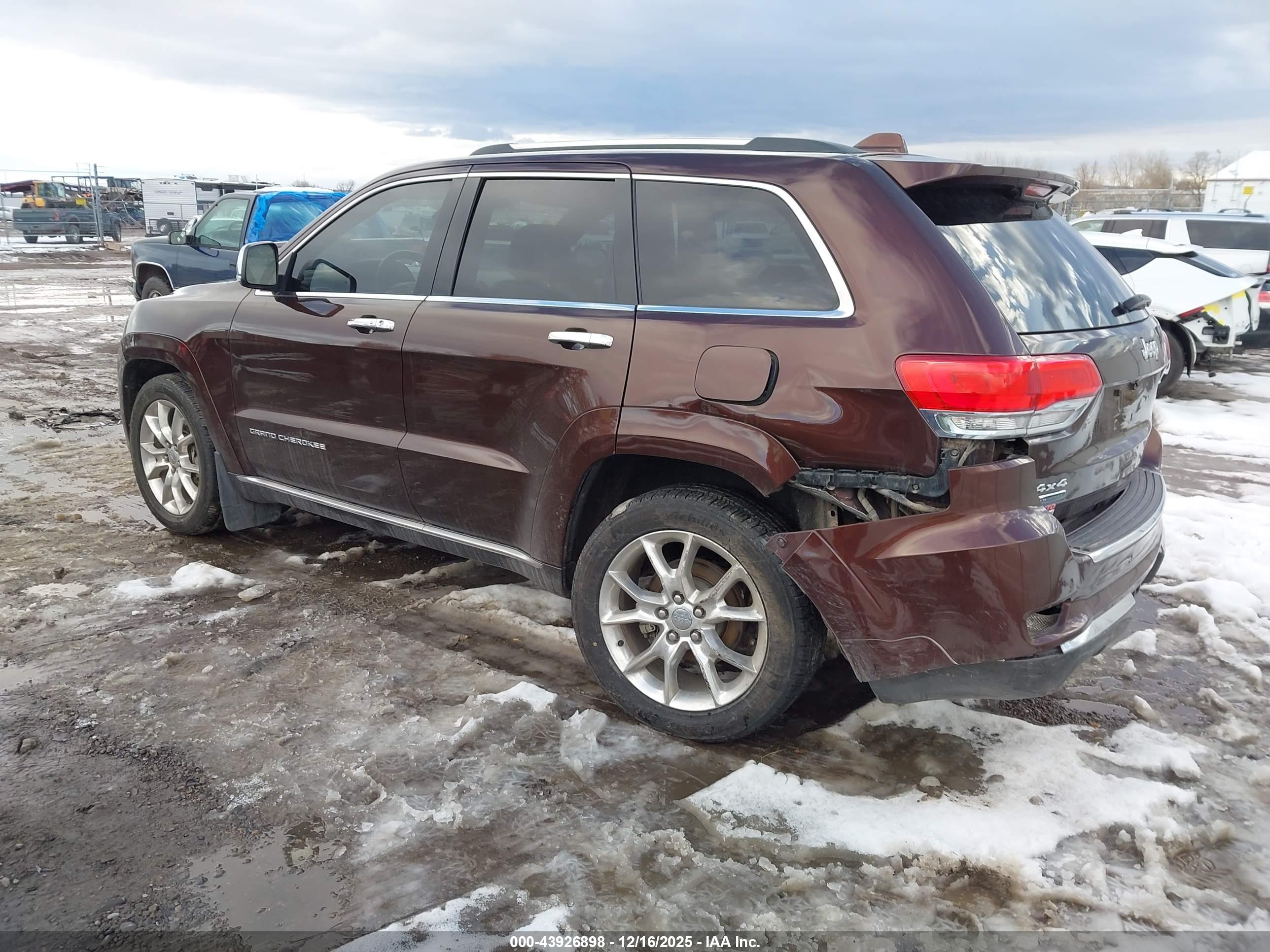 JEEP GRAND image 3