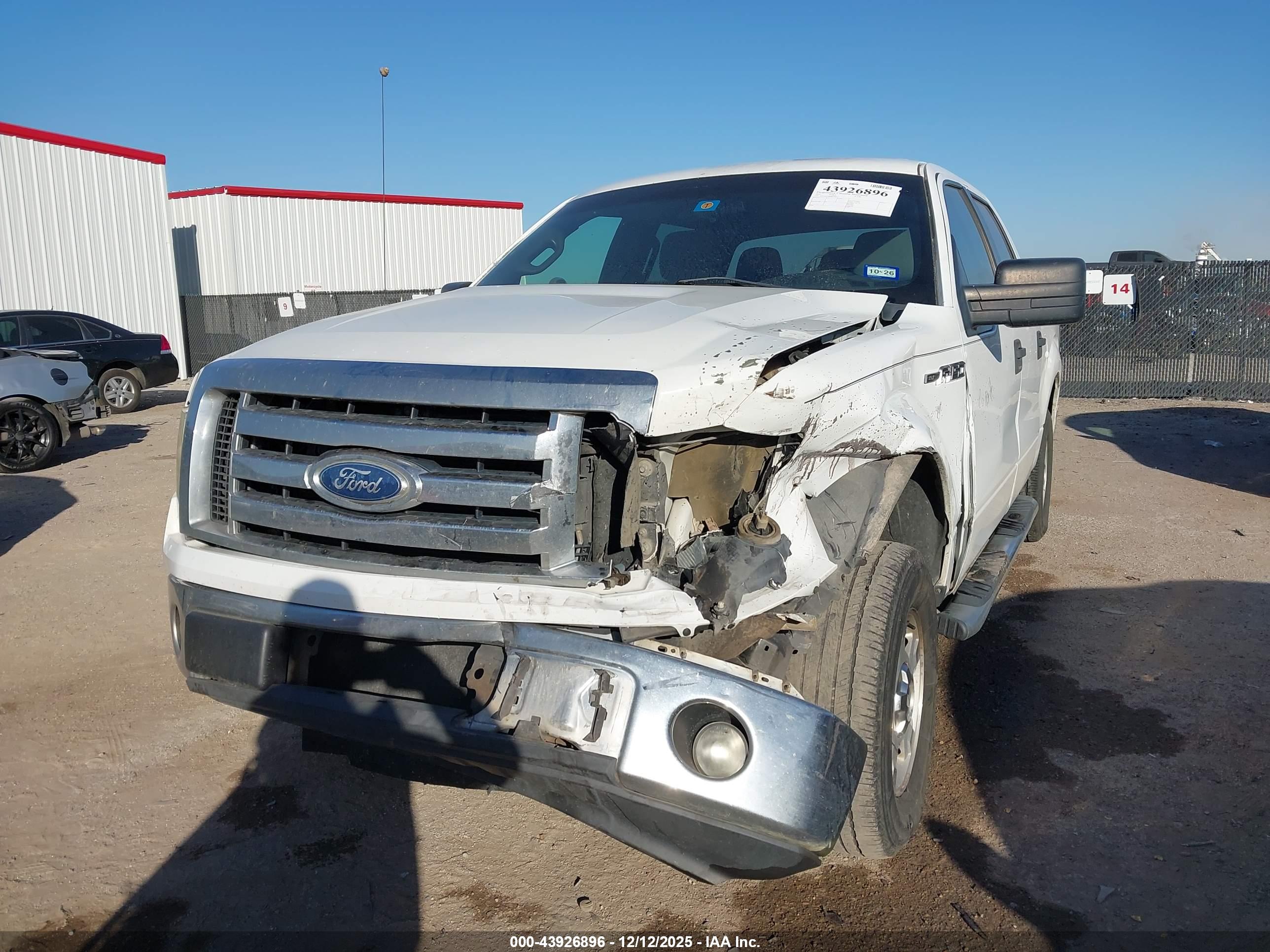 FORD F-150 image 2
