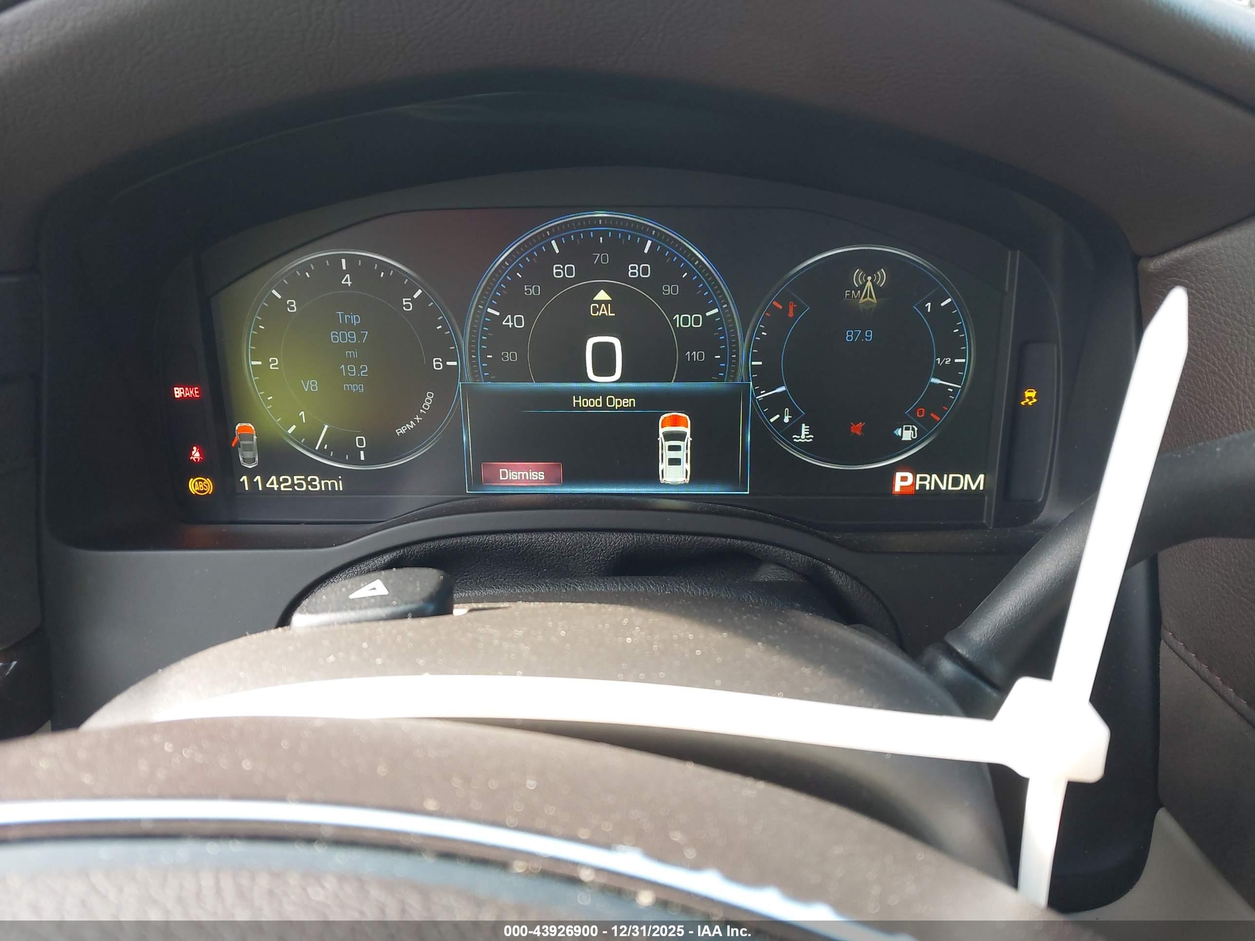 CADILLAC ESCALADE image 7