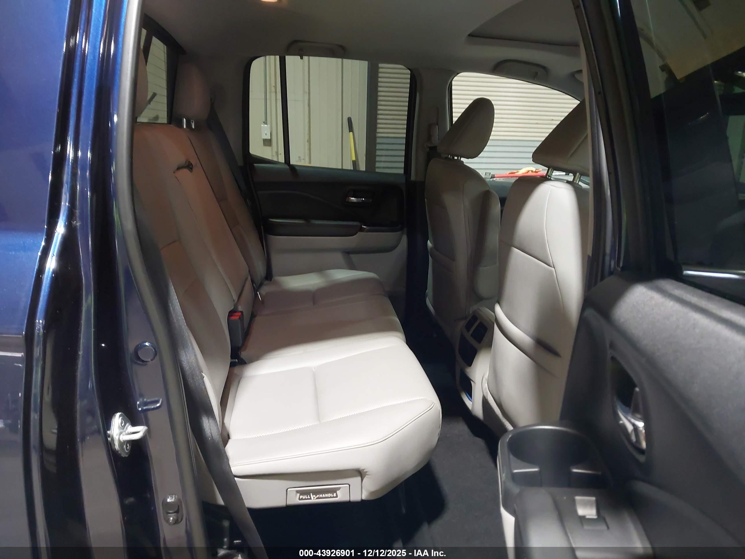 HONDA RIDGELINE image 8