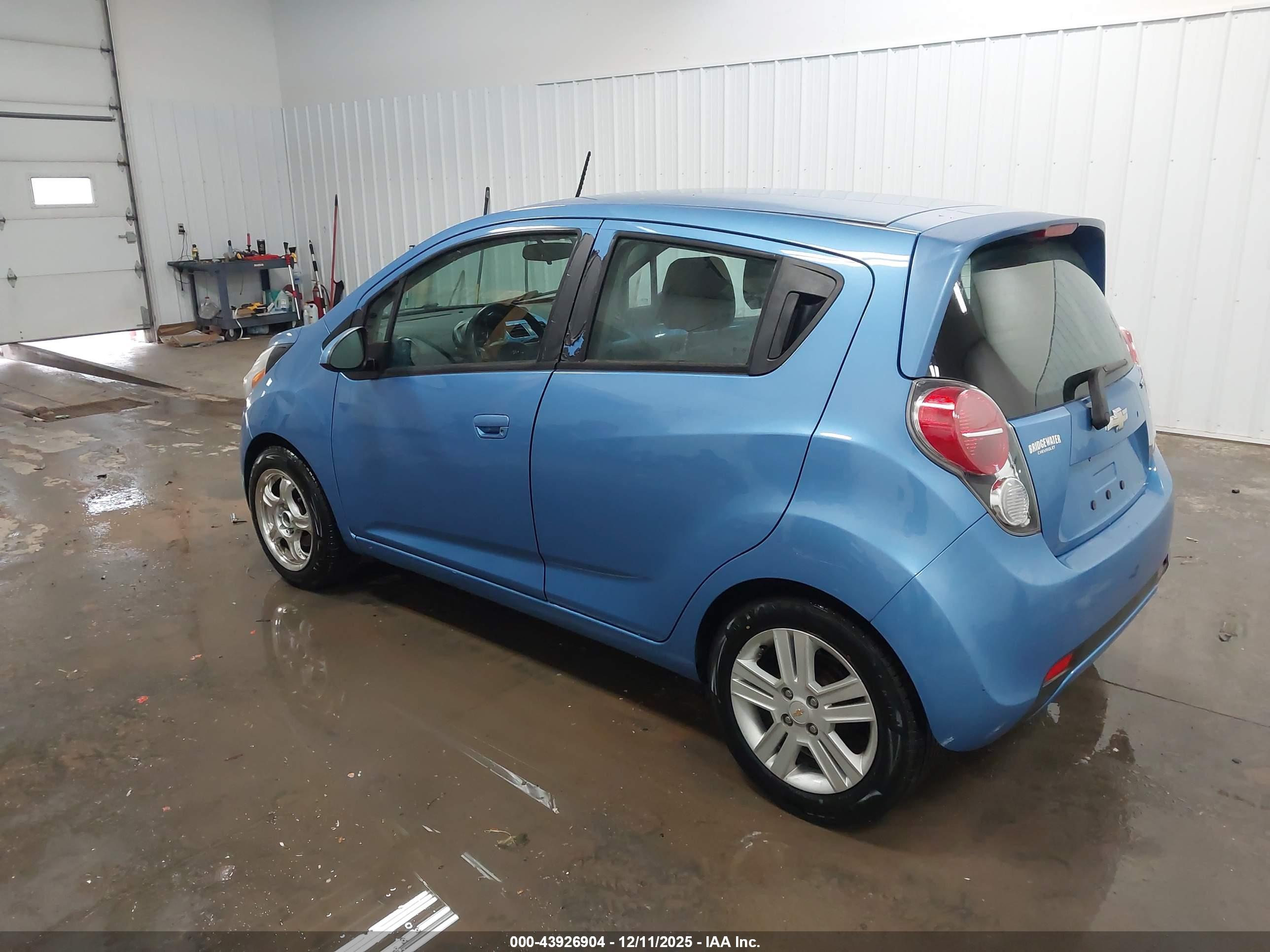 CHEVROLET SPARK image 3
