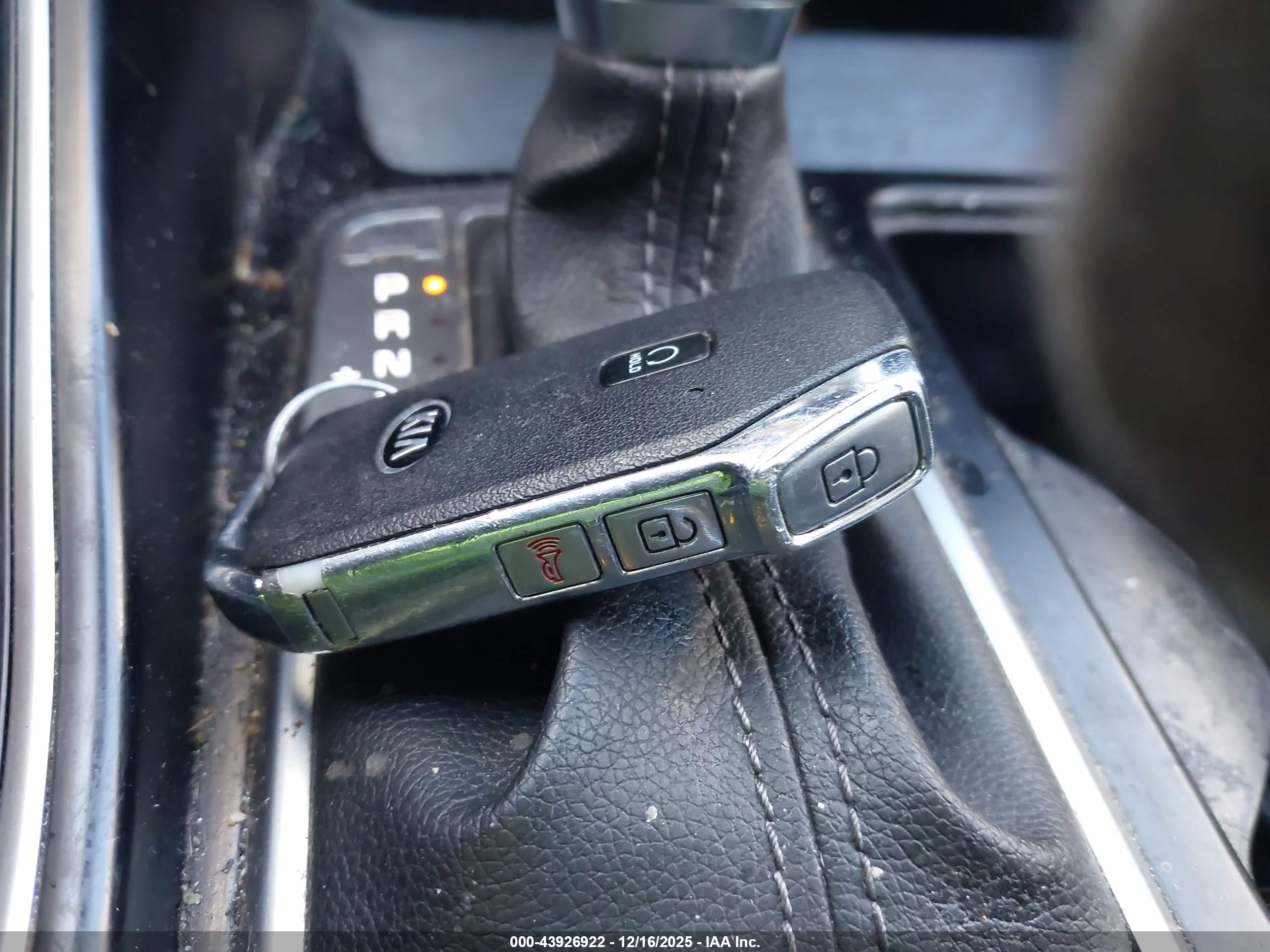 KIA SORENTO image 11